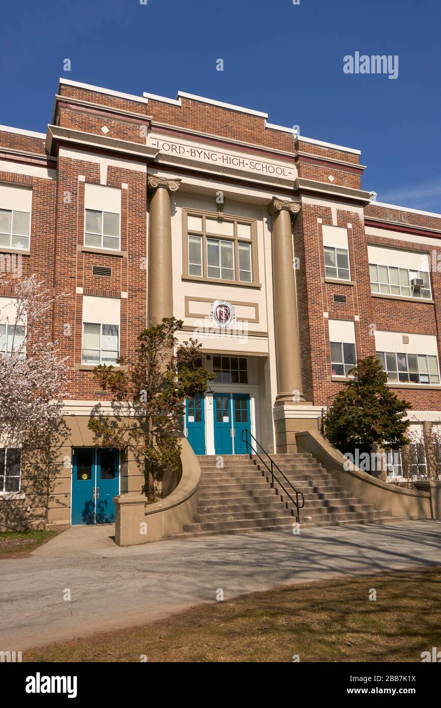 Edificio neoclassico Lord Byng High School a Vancouver, BC, Canada Foto Stock