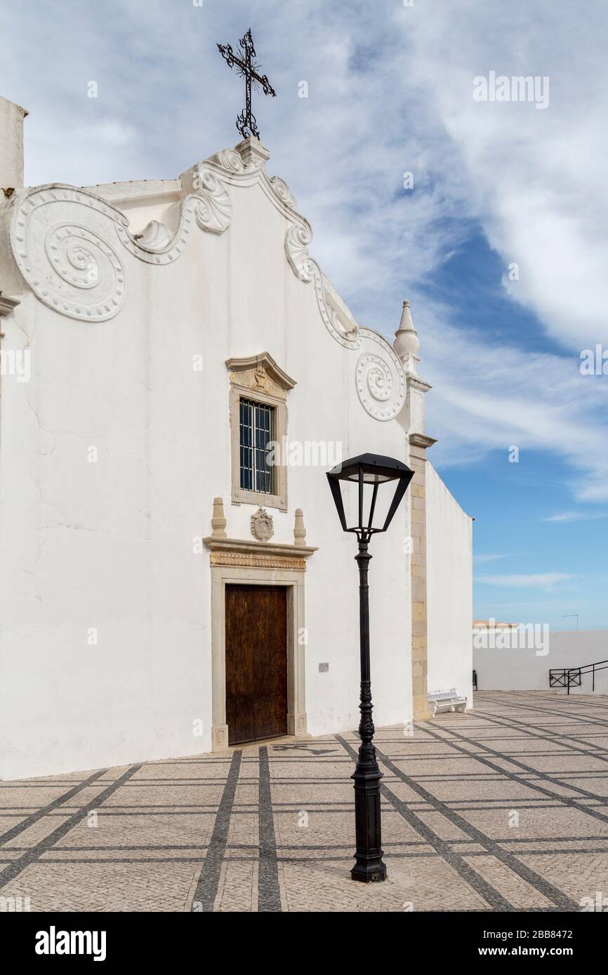 Chiesa di San Sebastiano, Albufeira, Algarve, Portogallo Foto Stock