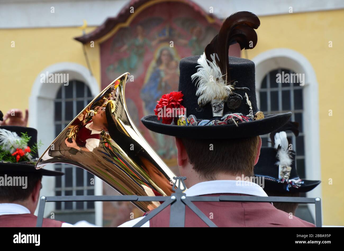 La tradizionale musica folk tedesca è dominata da strumenti in ottone come tromba, tuba e trombone. Foto Stock