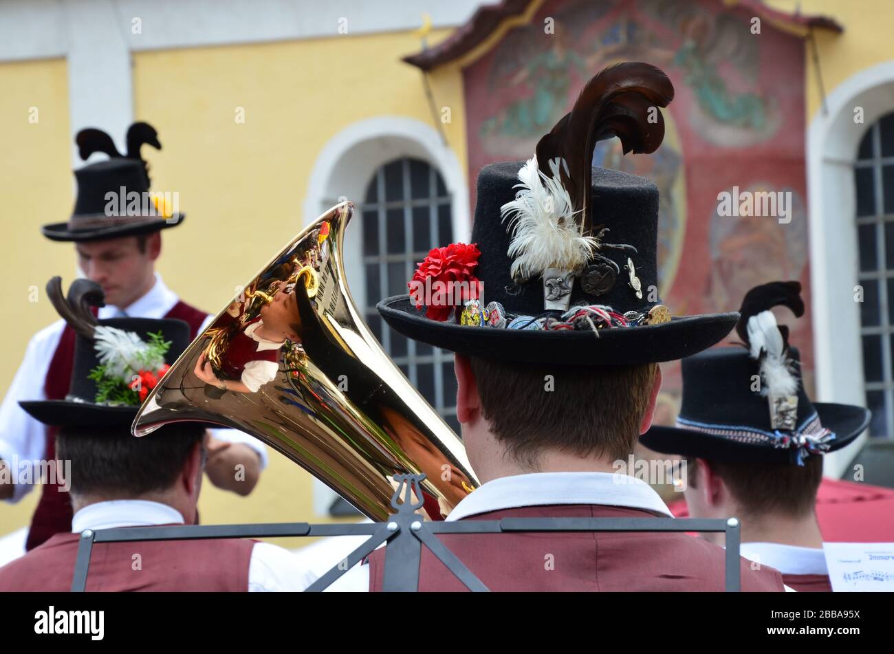 La tradizionale musica folk tedesca è dominata da strumenti in ottone come tromba, tuba e trombone. Foto Stock