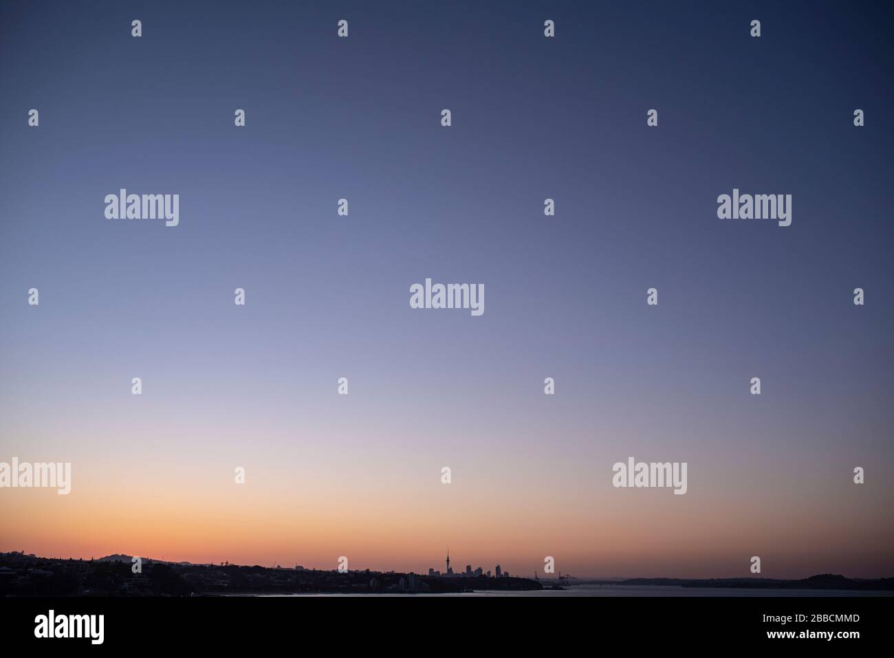 Auckland, Nuova Zelanda. Vista della città al tramonto Foto Stock