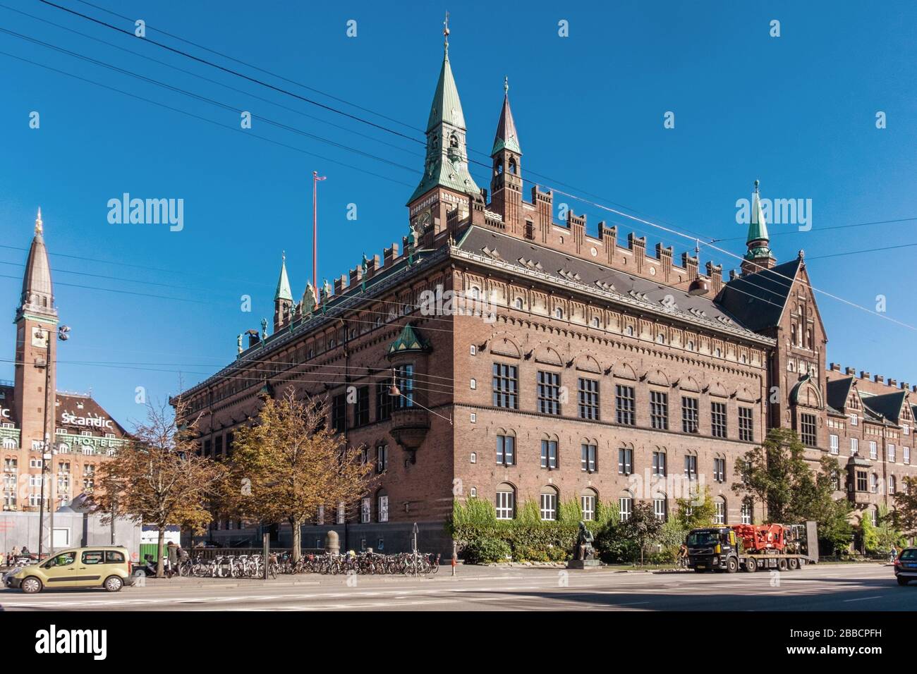 Municipio di Copenaghen (Københavns Rådhus), Rådhuspladsen, Copenaghen, Danimarca Foto Stock