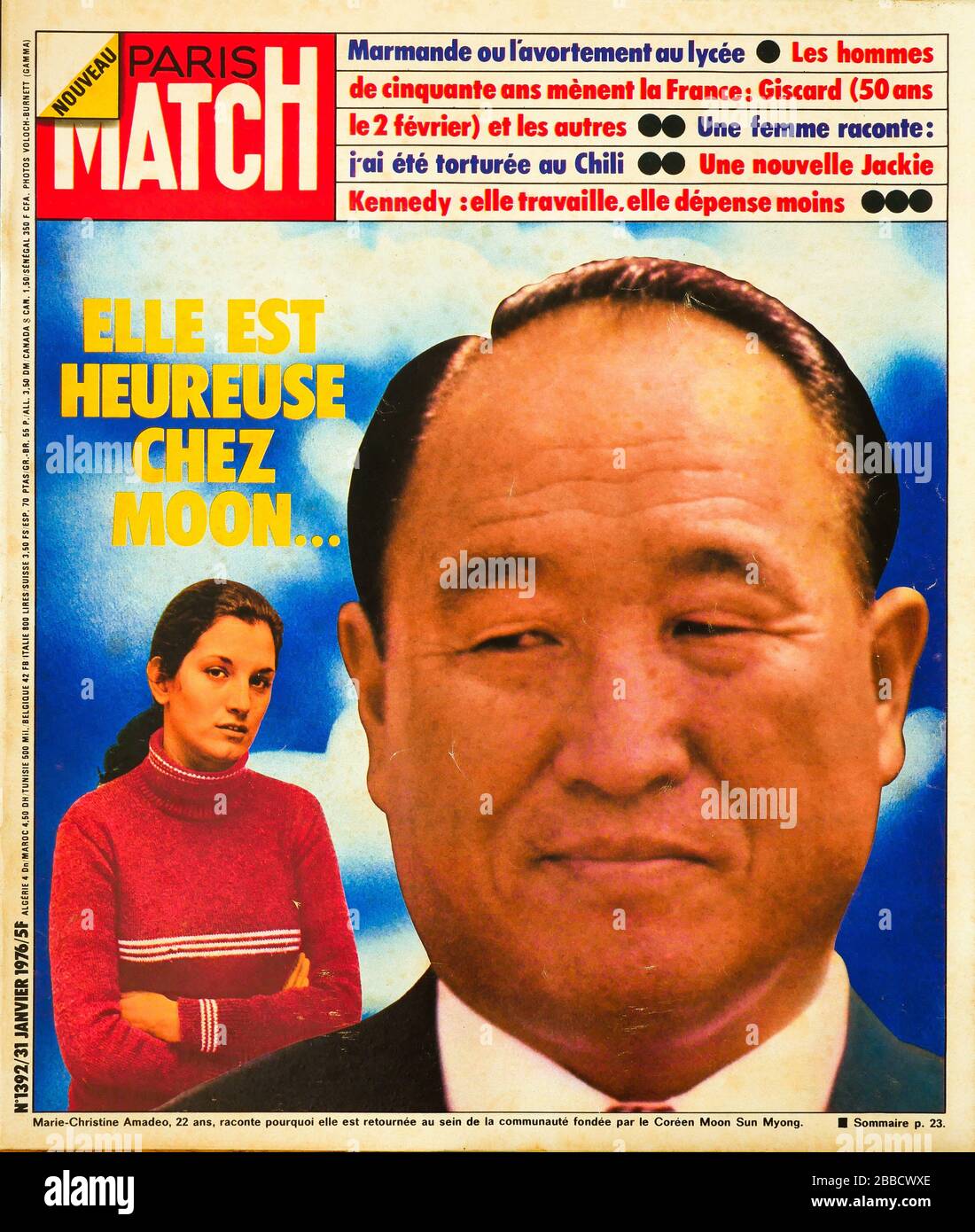 FrontPage of French news and People magazine Paris-Match, n° 1392, Moon sect, 1976, Francia Foto Stock