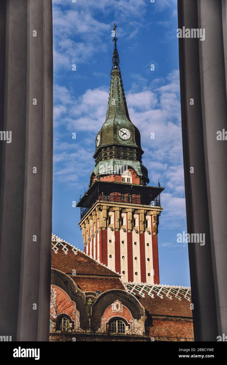 Municipio di Subotica con tetto piastrellato Foto Stock
