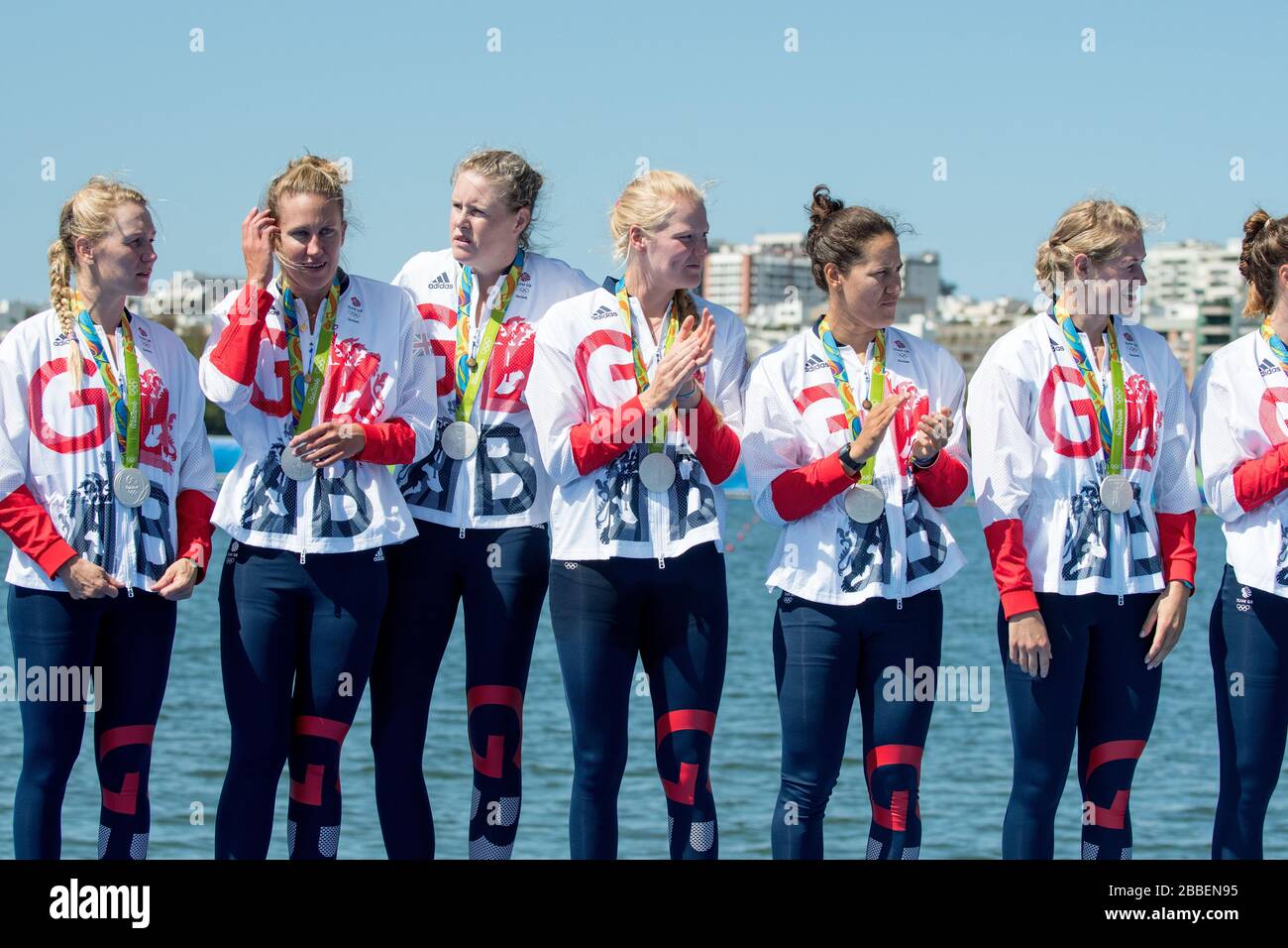 Rio de Janeiro. BRASILE Eights donna finale. Silver Medalist GBR W8+. Arco. Katie GREVES, Melanie WILSON, Frances HOUGHTON, Polly SWANN, Jessica EDDIE, Olivia CARNEGIE-BROWN, Karen BENNETT, Zoe LEE e Zoe DE TOLEDO, regata olimpica 2016. Lagoa Stadium, Copacabana, "Olympic Summer Games" Rodrigo de Freitas Lagoon, Lagoa. Ora locale 11:47:57 Sabato 13/08/2016 [credito obbligatorio; Peter SPURRIER/Intersport Images] Foto Stock