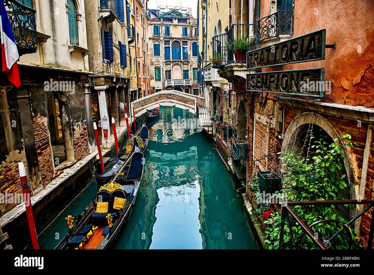 Venezia, capitale del Veneto del Nord Italia, è costruita su 118 piccole isole in una laguna del Mare Adriatico. Non ha strade, solo canali, li Foto Stock