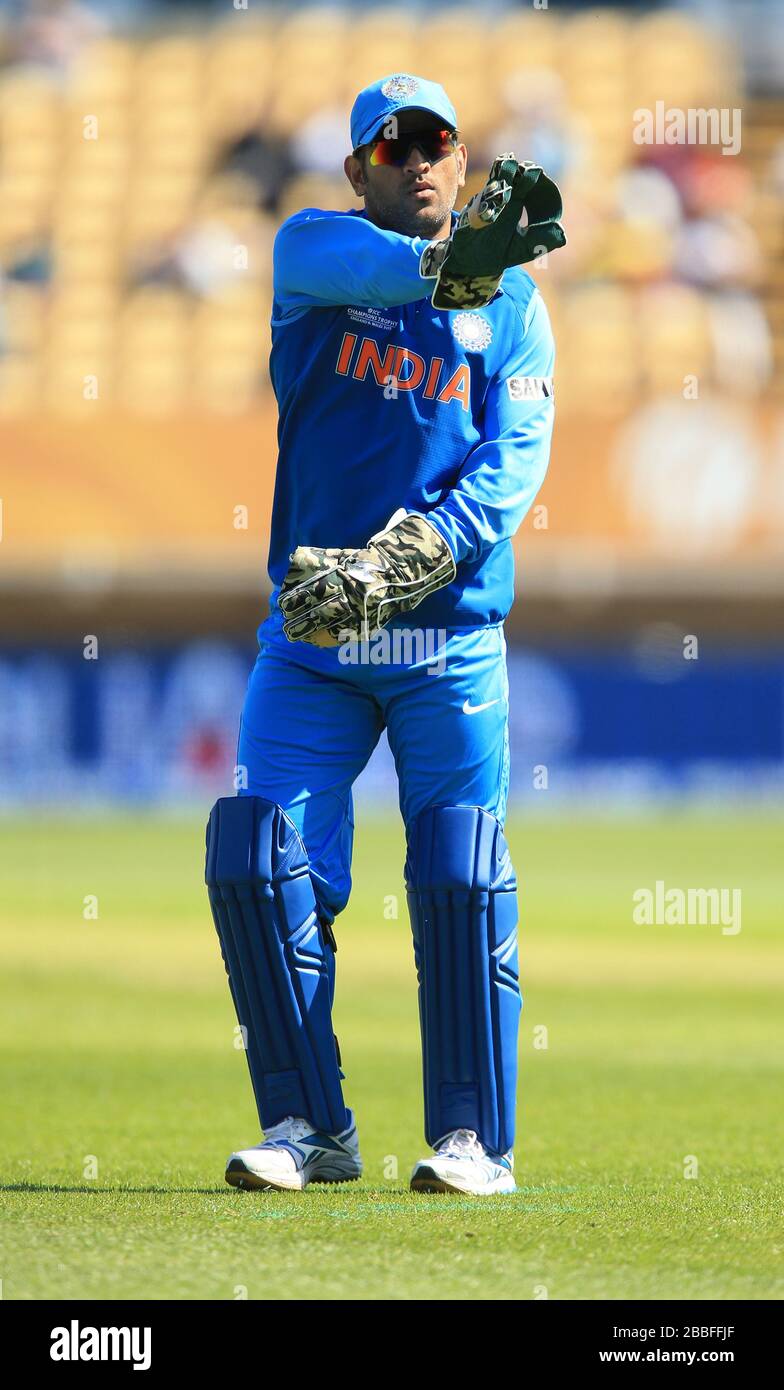 Il wicketkeeper indiano Mahendra Singh Dhoni Foto Stock