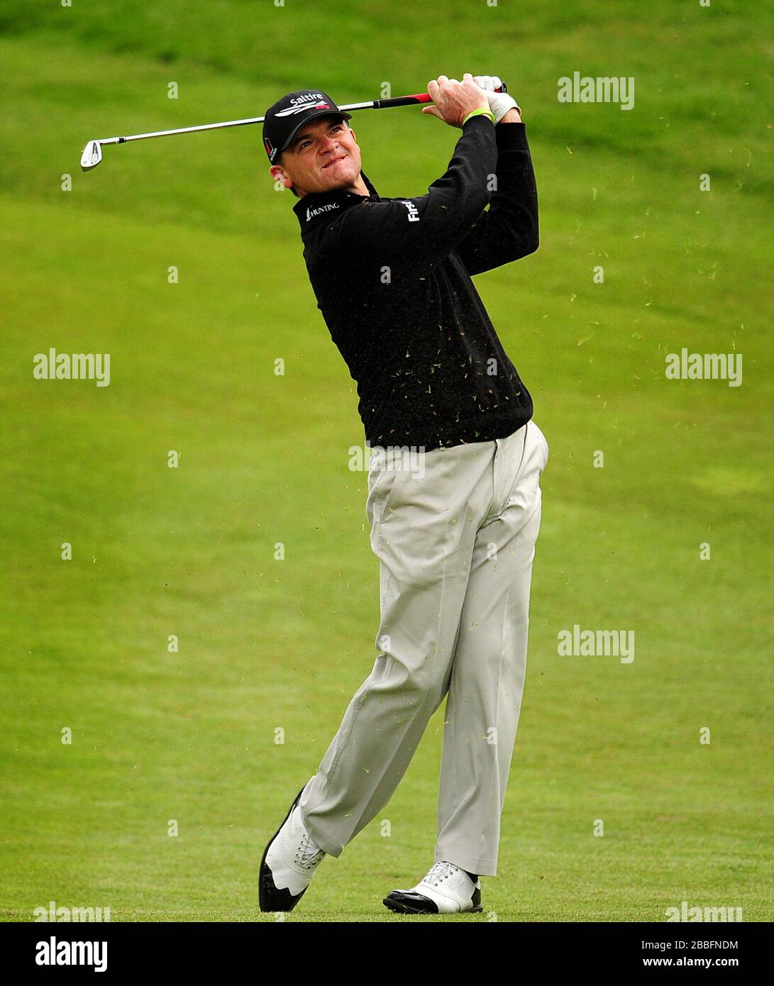 Paul Lawrie in Scozia durante il primo giorno del campionato PGA BMW 2013, al Wentworth Golf Club. Foto Stock