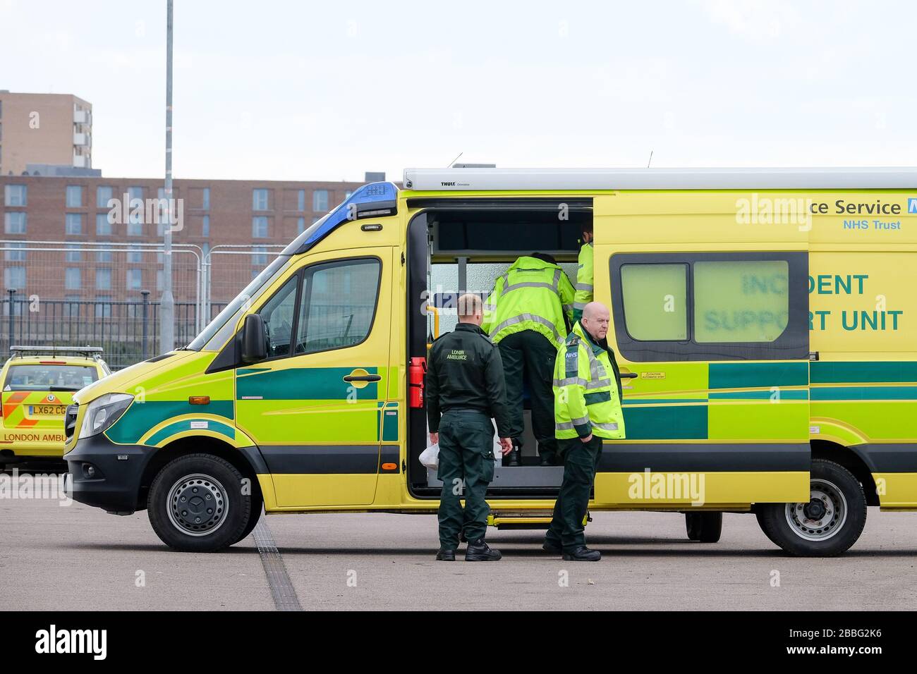 Londra, Regno Unito. 31st Mar 2020. Londra UK Excel, NHS Nightingale Hospital, forniture arrivano e passi di sicurezza in su, come il nuovo ospedale si prepara a trattare i pazienti Covid-19 'entro giorni'. Credit: Michelle Sadgrove/Alamy Live News Foto Stock