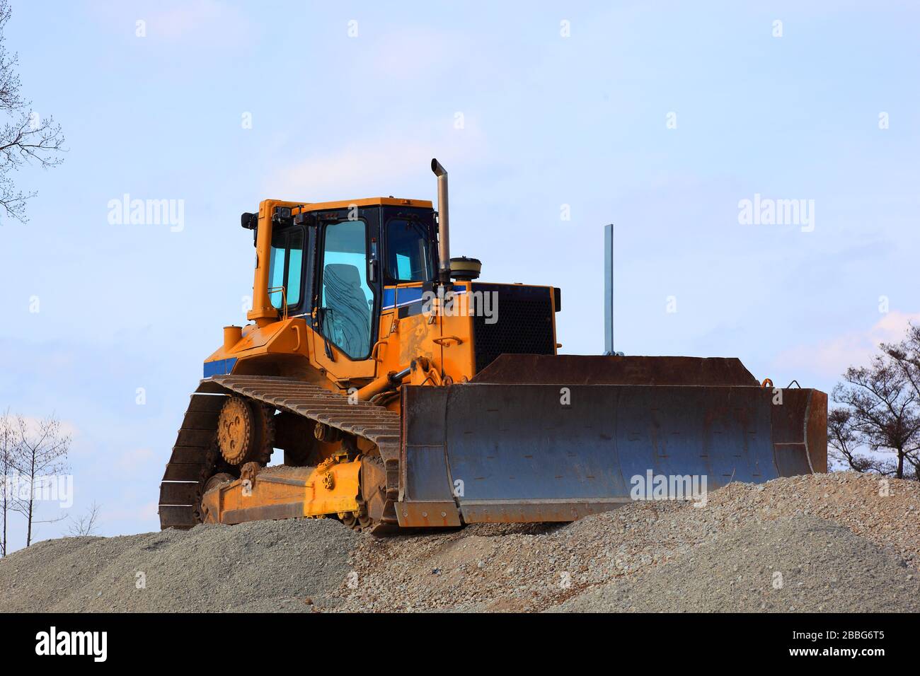 Macchina da costruzione, bulldozer, bulldozer o escavatore piatto, veicolo cingolato / Baumaschine, Planierraupe, auch Schubraupe, apripista Flachbagg Foto Stock