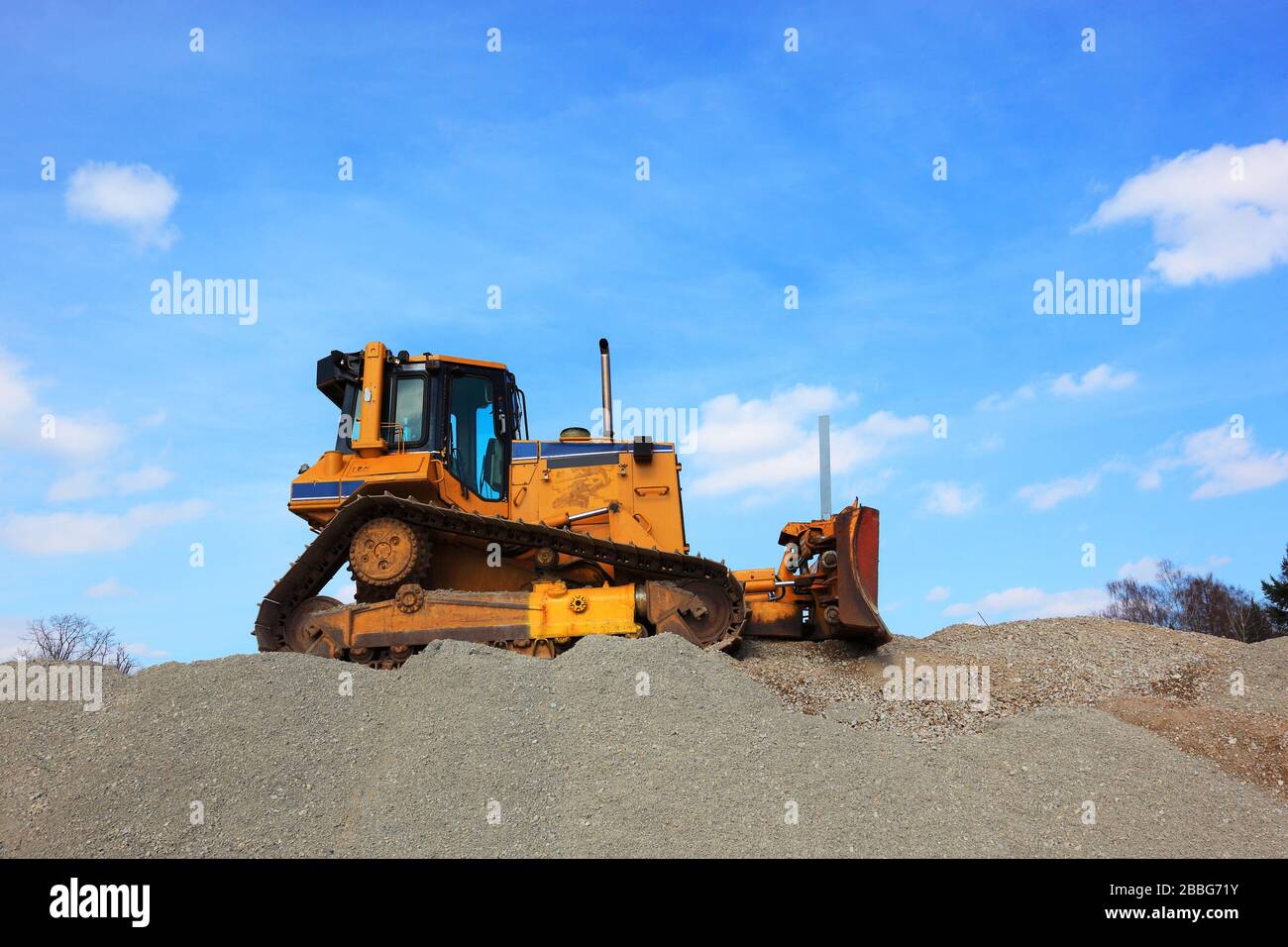 Macchina da costruzione, bulldozer, bulldozer o escavatore piatto, veicolo cingolato / Baumaschine, Planierraupe, auch Schubraupe, apripista Flachbagg Foto Stock