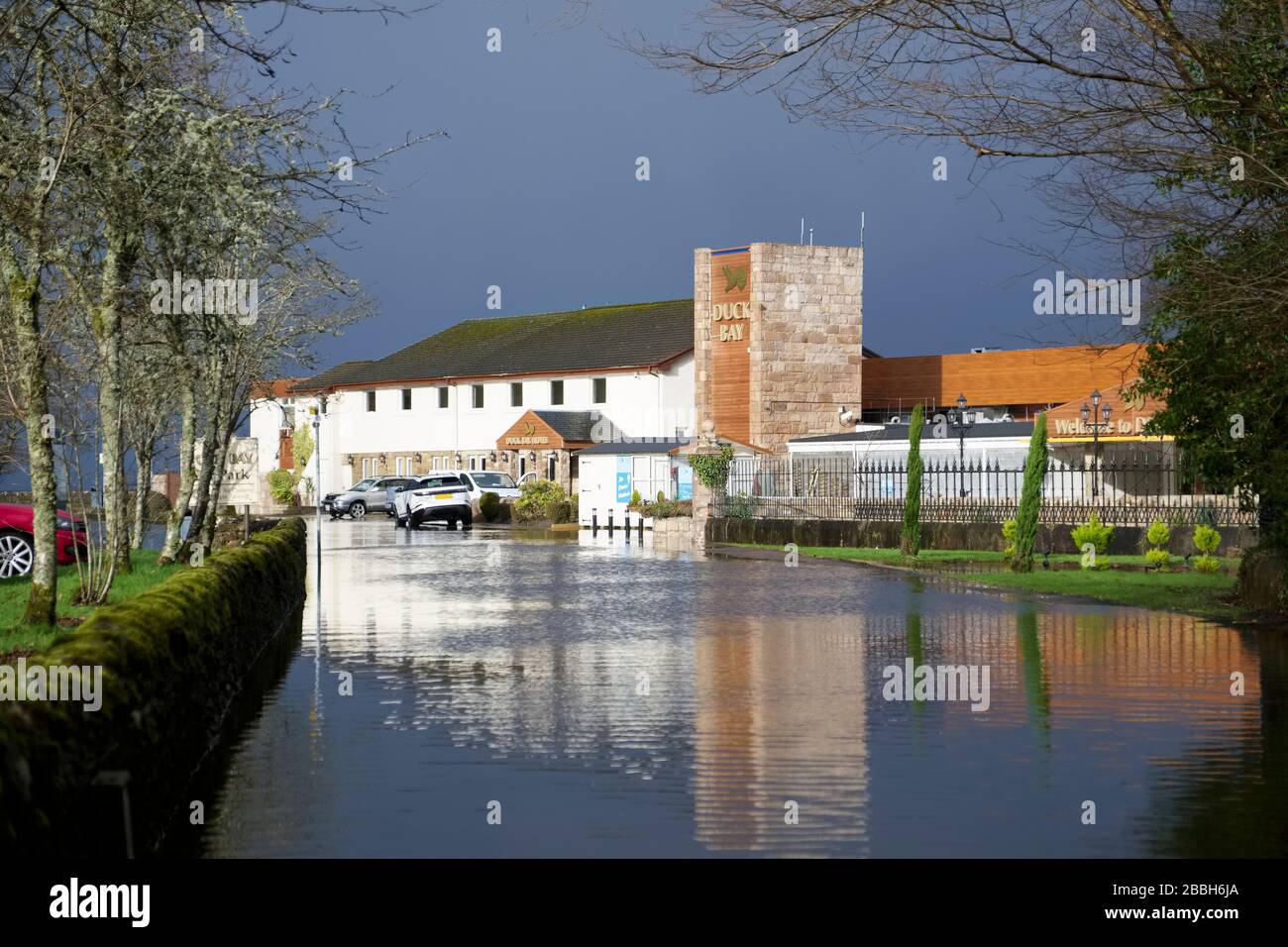Glasgow, Scozia / Regno Unito - Febbraio 15th 2020: Inondazioni durante la tempesta Ciara Foto Stock
