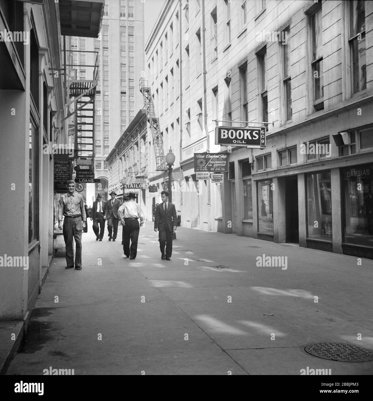 Street Scene, New Orleans, Louisiana, Stati Uniti, John Vachon per informazioni sull'Ufficio della Guerra degli Stati Uniti, marzo 1943 Foto Stock