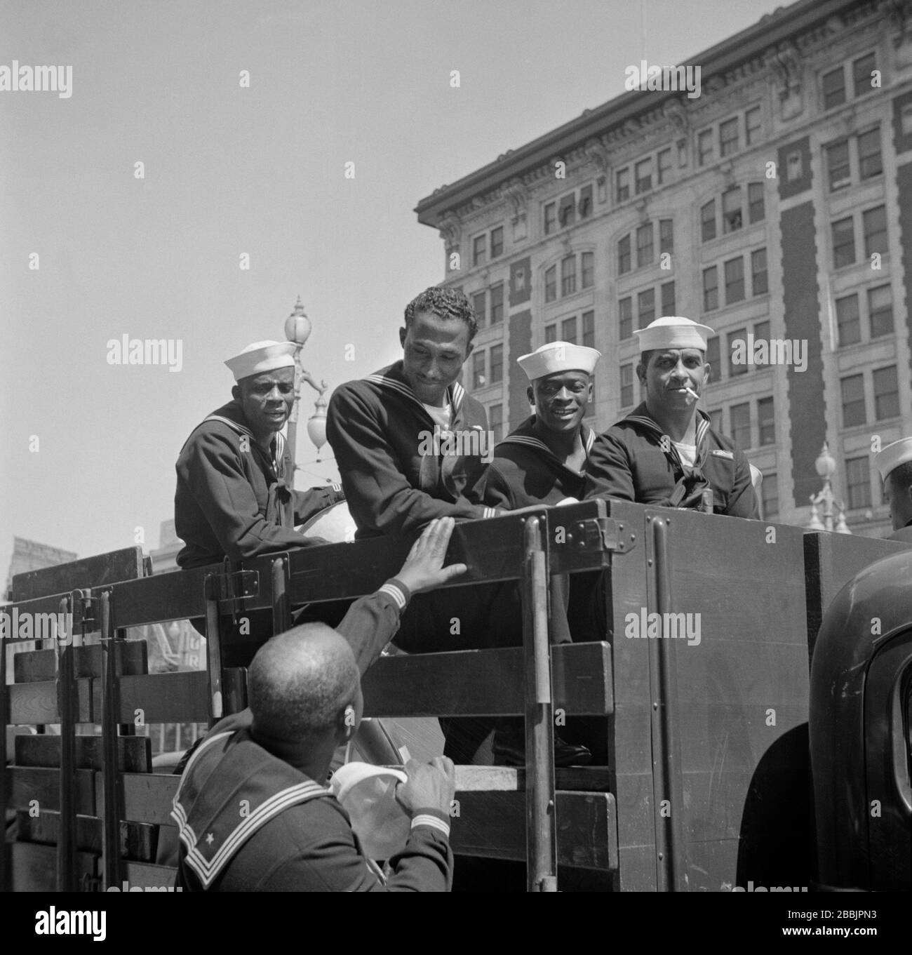 Gruppo di velisti statunitensi, New Orleans, Louisiana, USA, John Vachon, informazioni sull'Ufficio della Guerra degli Stati Uniti, marzo 1943 Foto Stock