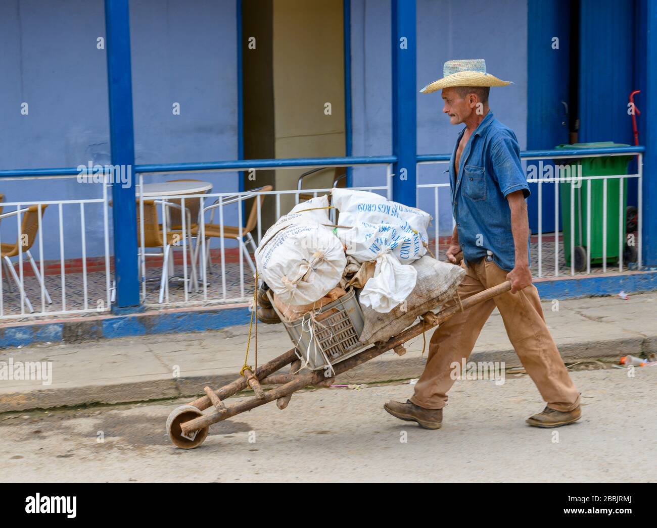 Casa fatto whellbarrow, Vinales, Pinar del Rio Provincia, Cuba Foto Stock
