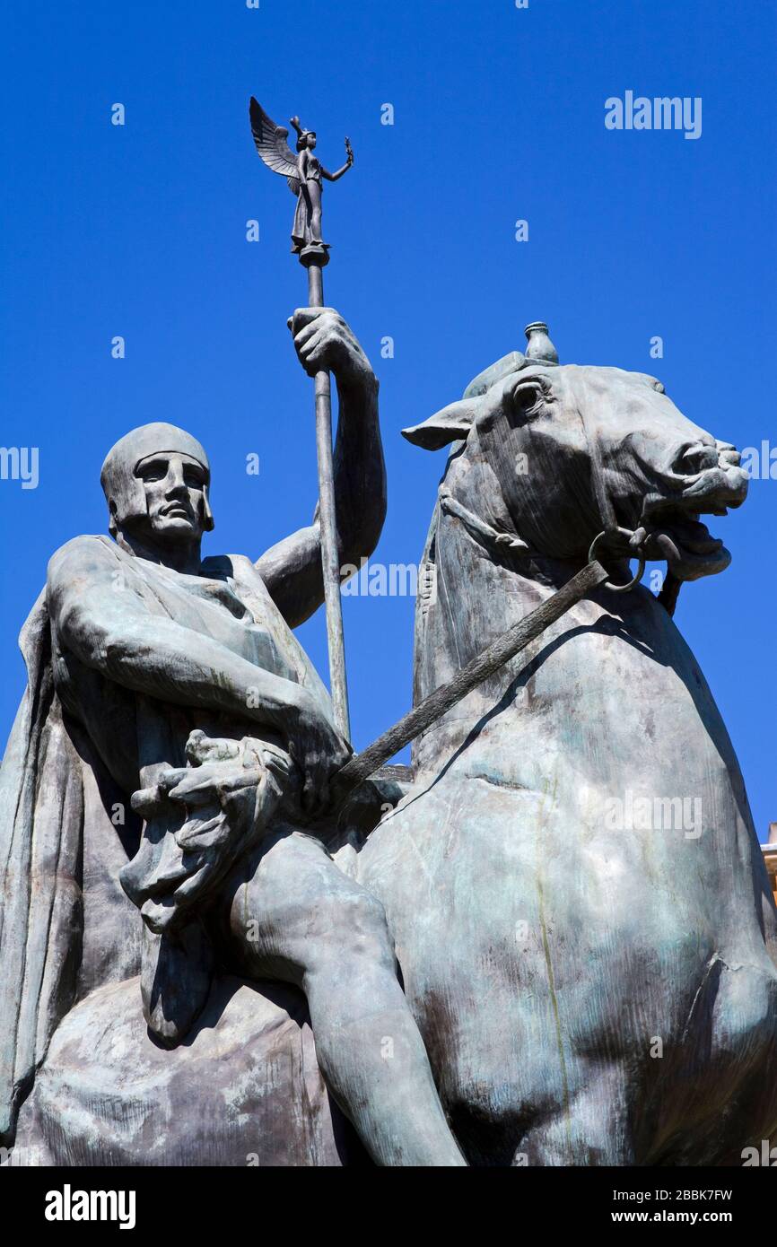 Le offerte della statua della guerra fuori dalla Galleria d'Arte del nuovo Galles del Sud, il Domain Park, il quartiere Centrale degli Affari, Sydney, nuovo Galles del Sud, Australia Foto Stock