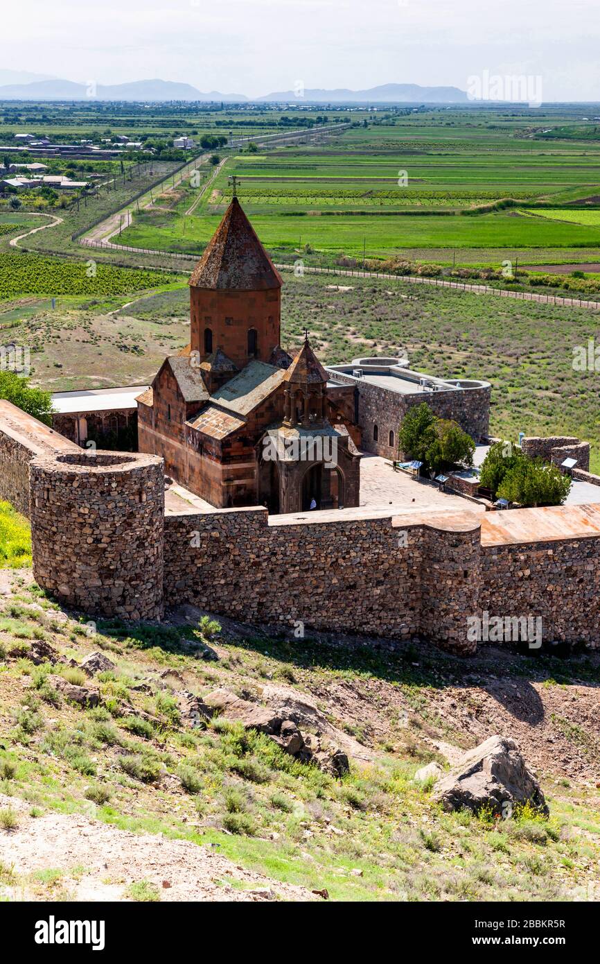 Monastero di Khor Virap e pianura di Ararat, complesso del monastero armeno, provincia di Ararat, Armenia, Caucaso, Asia Foto Stock