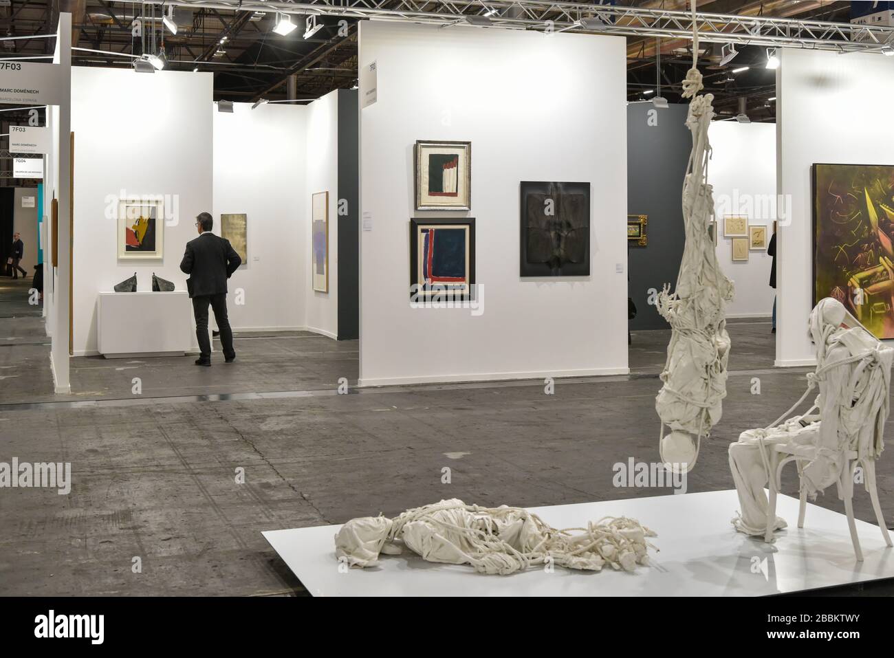 Ammira il panorama all'apertura DI ARCO 2020, la più grande e migliore mostra d'arte di Madrid. Foto Stock
