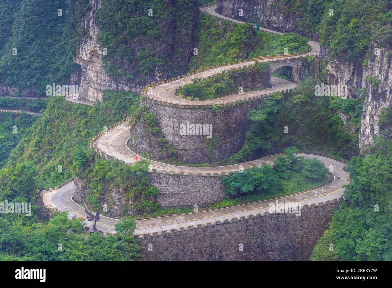 Montagna tianmen immagini e fotografie stock ad alta risoluzione - Alamy
