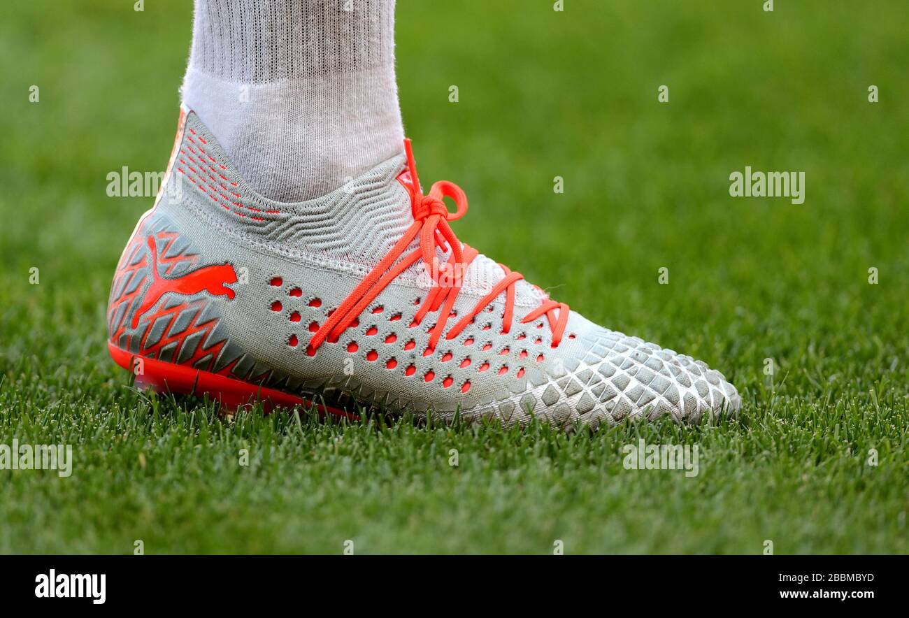 Scarpe da calcio puma 2018 sale