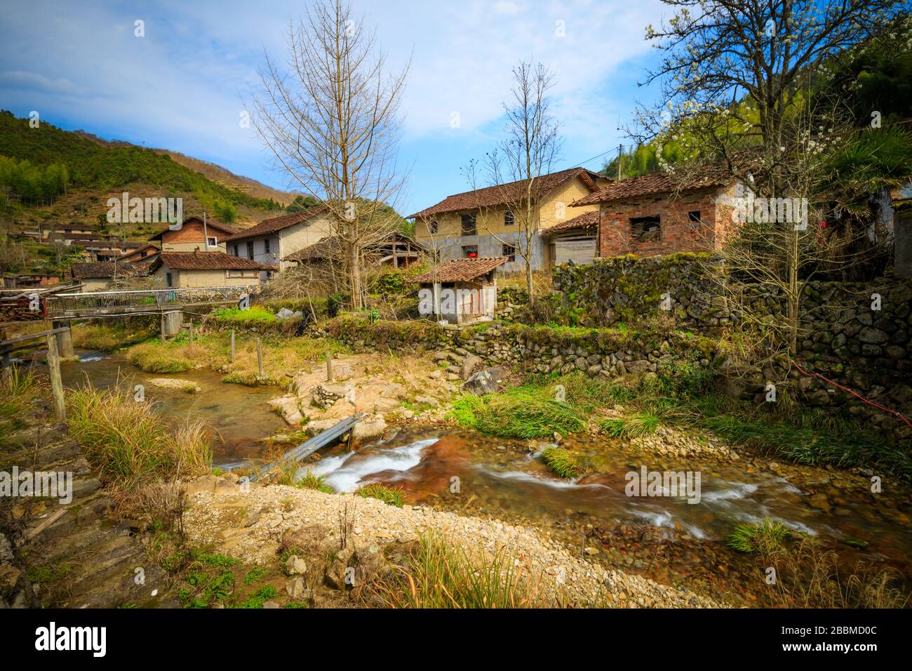 Paesaggio di campagna del villaggio tradizionale e storico della Cina Foto Stock