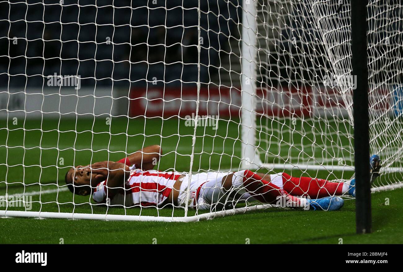 Tom Ince di Stoke City reagisce a un'occasione mancata Foto Stock