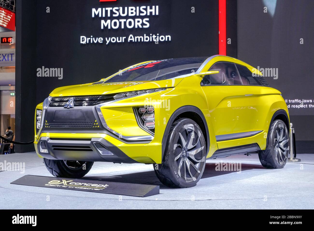 Nonthaburi-Thailand Apr 2 2018: Mitsubishi ex Concept Electric Crossover, in mostra al 39th Bangkok International Motor Show 2018 Foto Stock