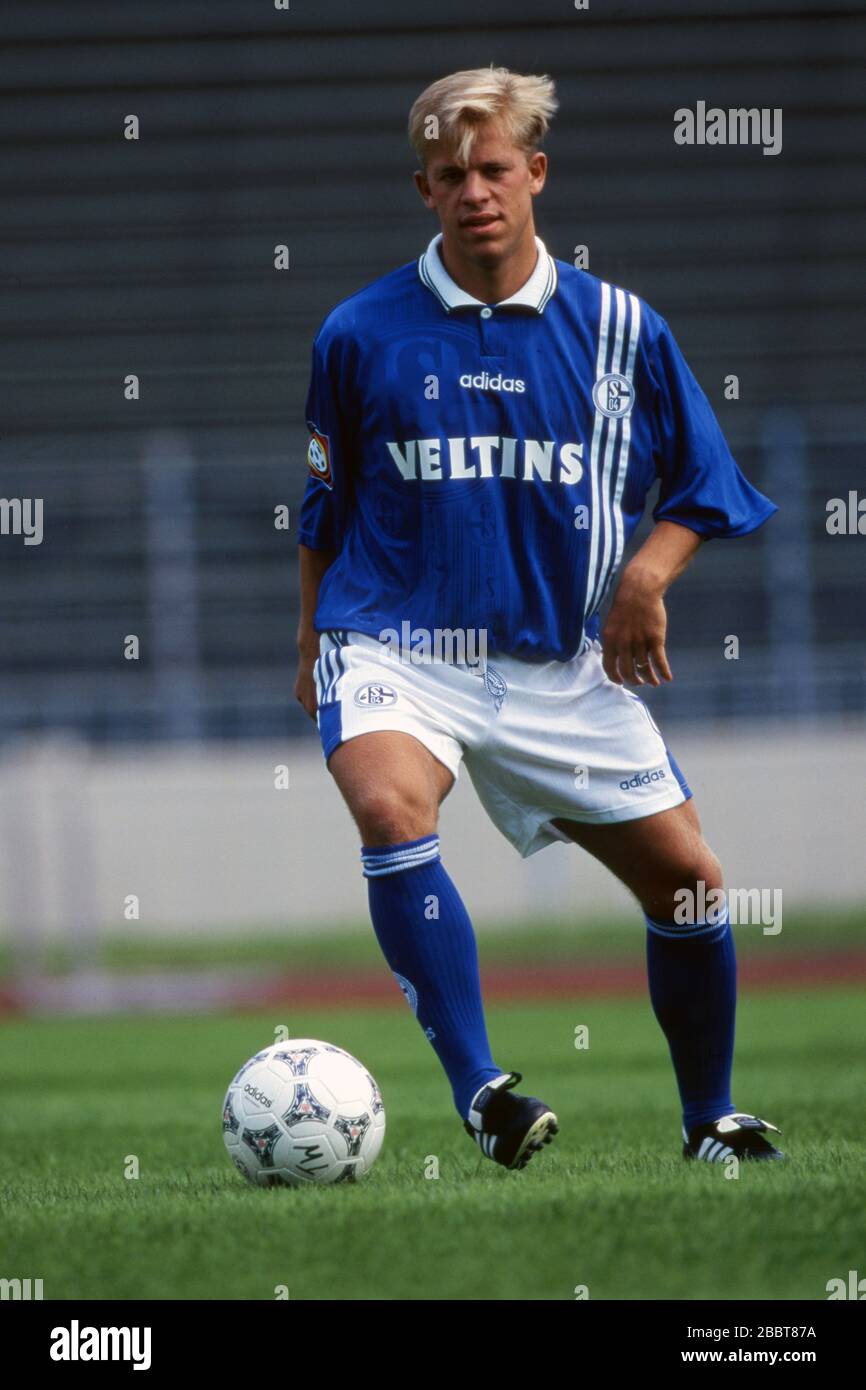 Firo football, soccer, 1.Bundesliga, stagione 1997/1998 archivio foto, archivio foto FC Schalke 04 Markus inizio, azione singola | uso in tutto il mondo Foto Stock