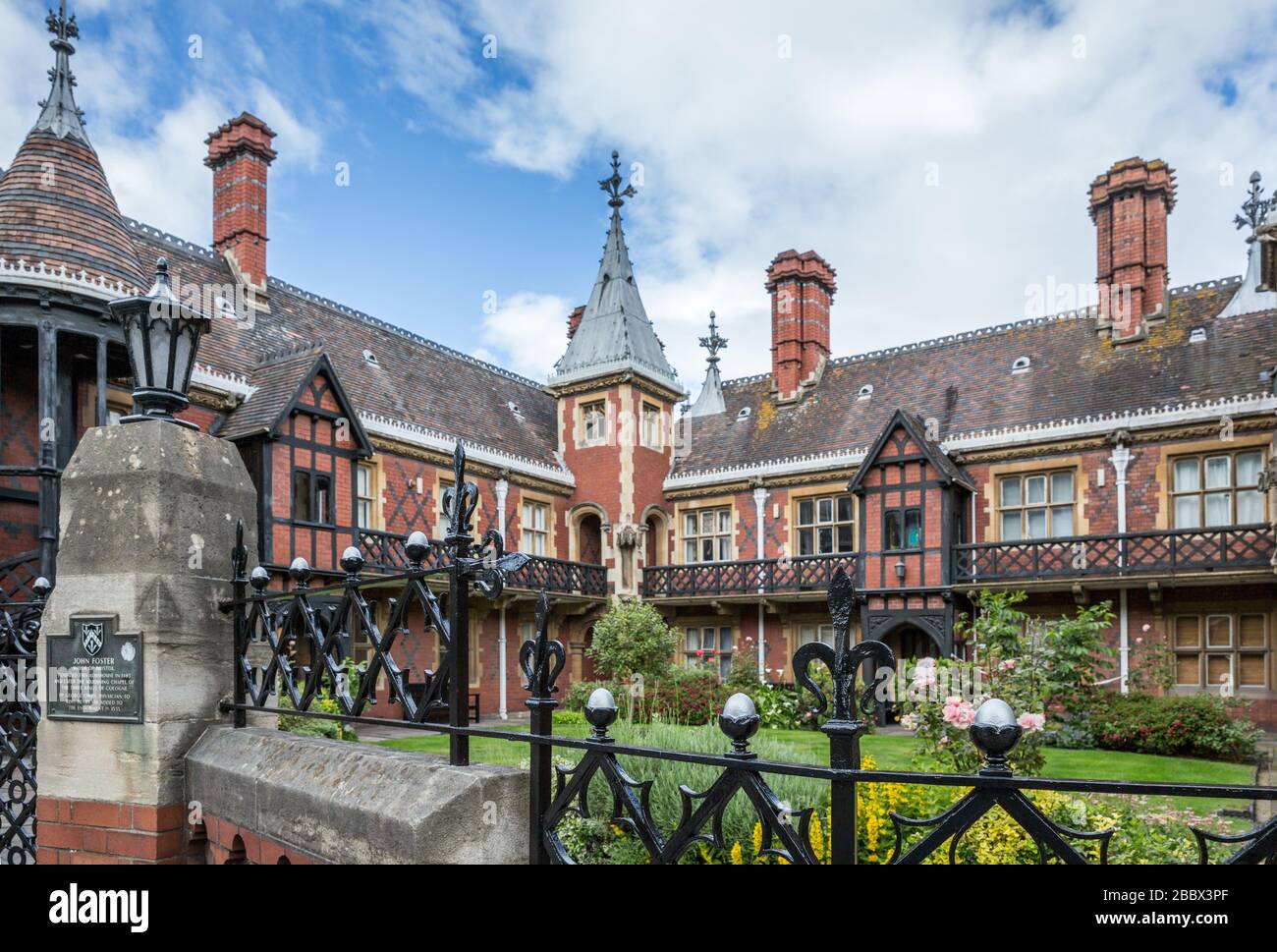 John Foster, sindaco di Bristol, fondò l'Almshouse nel 1485. Colston Street, Bristol Foto Stock