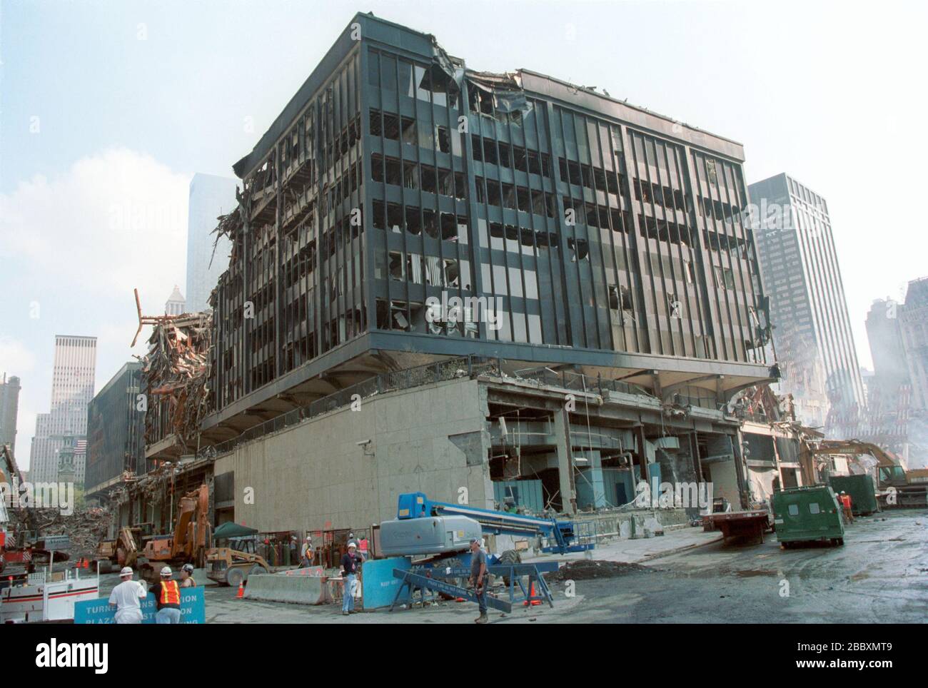 U.S. Custom House World Trade Center Building n. 6 nel periodo successivo agli attacchi dei terroristi. Foto Stock