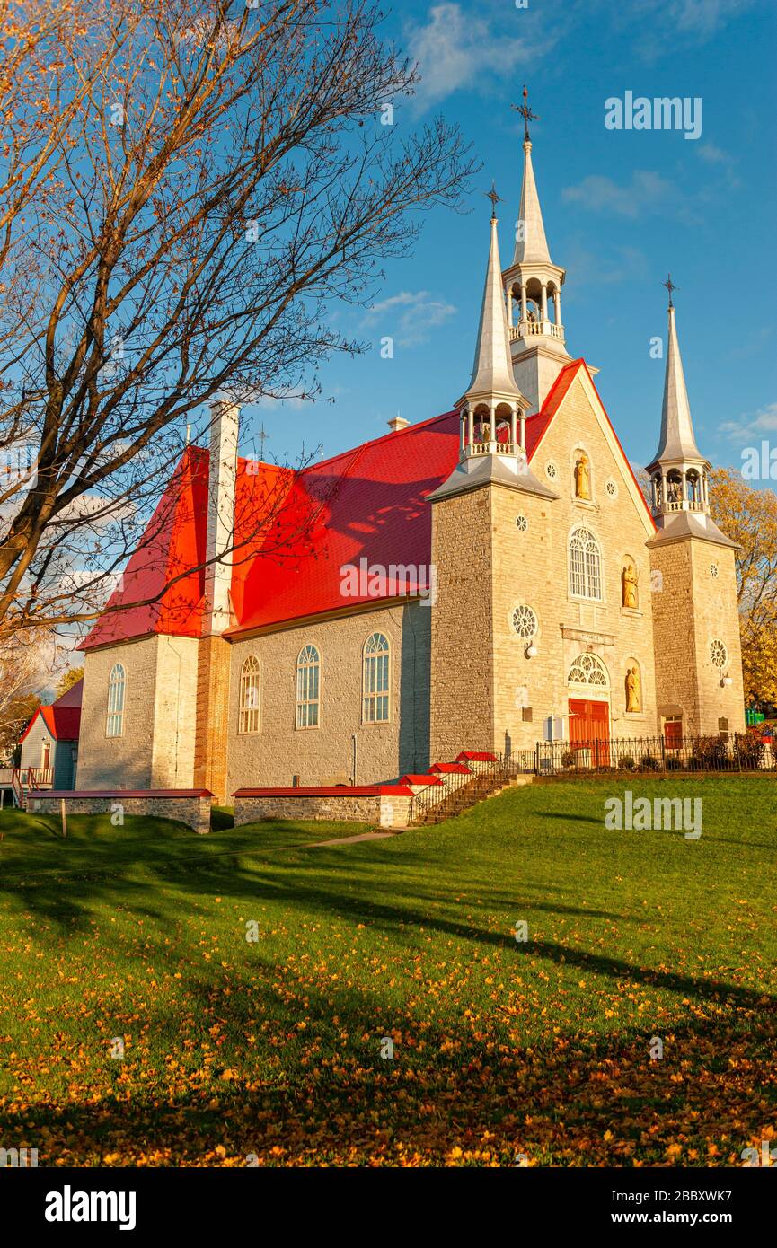 Église Sainte-Famille-de-l'Île-d'Orléans, Île d'Orléans, Quebec, Canada Foto Stock