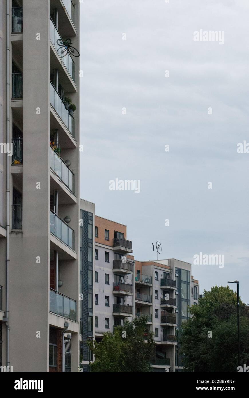 Tesla Court & Edison Court Factory Quarter Warple Way, East Acton, Londra, W3 Foto Stock