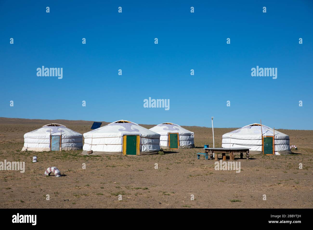 Tradizionale ger camp mongolo. Ulgii, Mongolia. Foto Stock