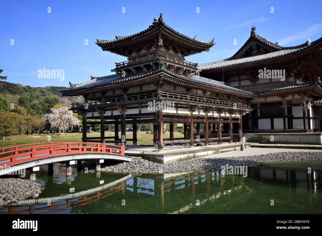 Punto di riferimento del Giappone. Uji Phoenix Hall, Kyoto - tempio buddista di Byodo-in, un sito patrimonio dell'umanità dell'UNESCO. Foto Stock