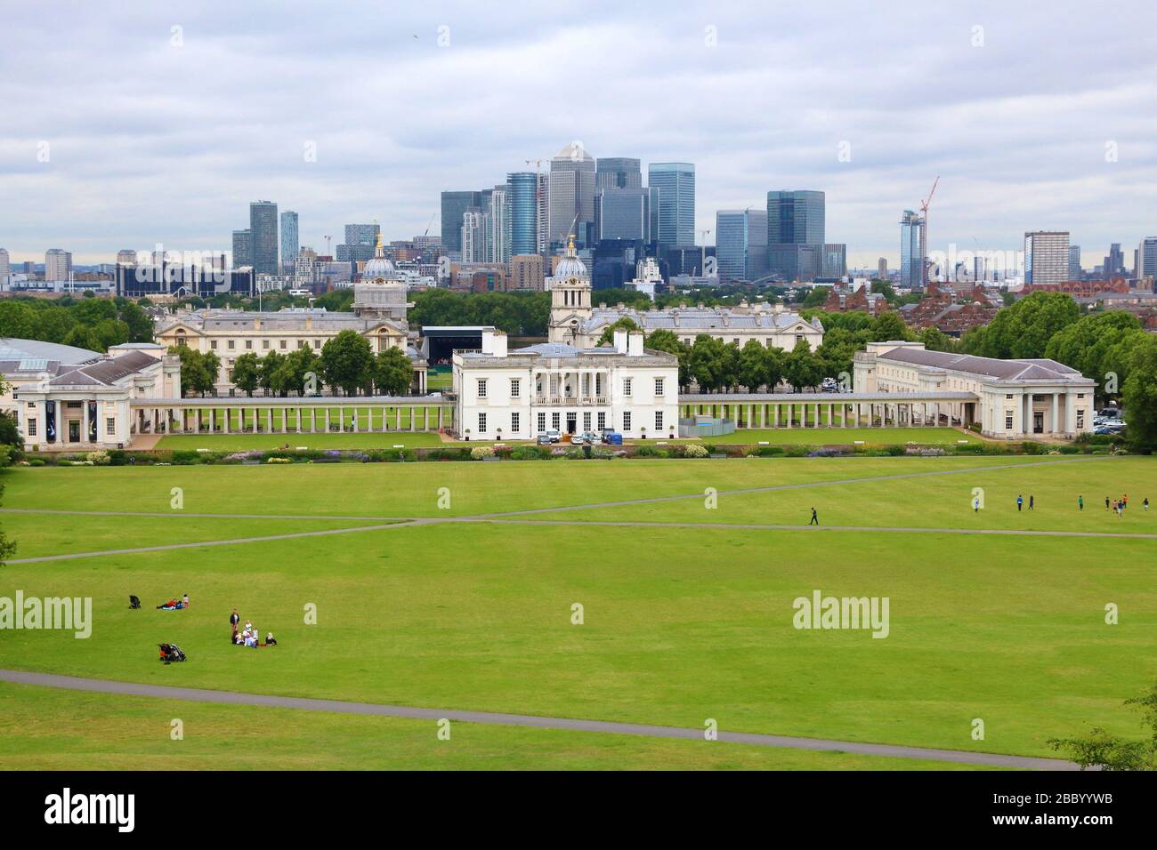 Lo skyline di Londra - La città capitale del Regno Unito. Canary Wharf e Greenwich. UNESCO - Sito Patrimonio dell'umanità. Foto Stock