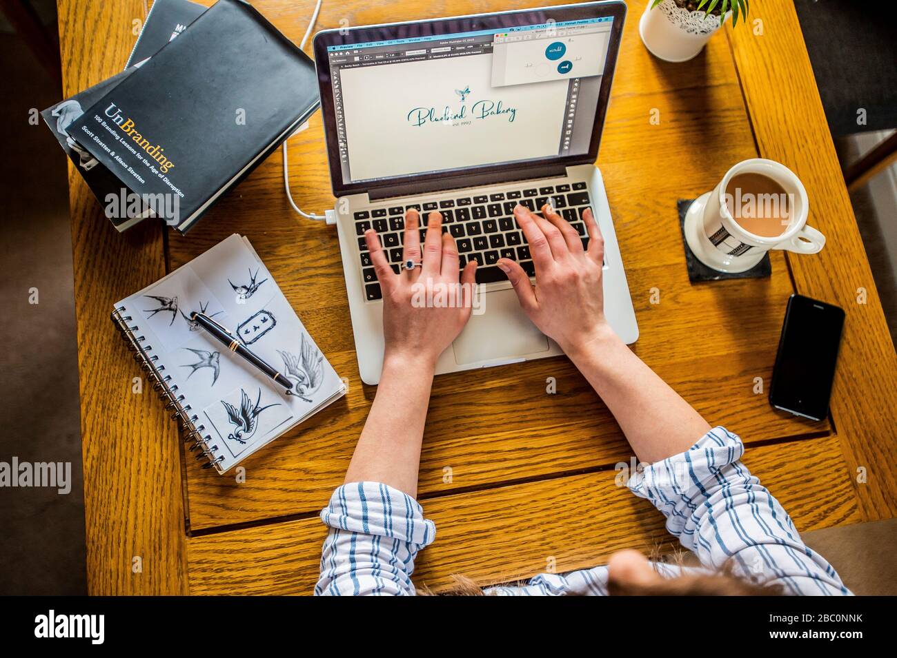Lavorando da casa Pics Alan Peebles Foto Stock