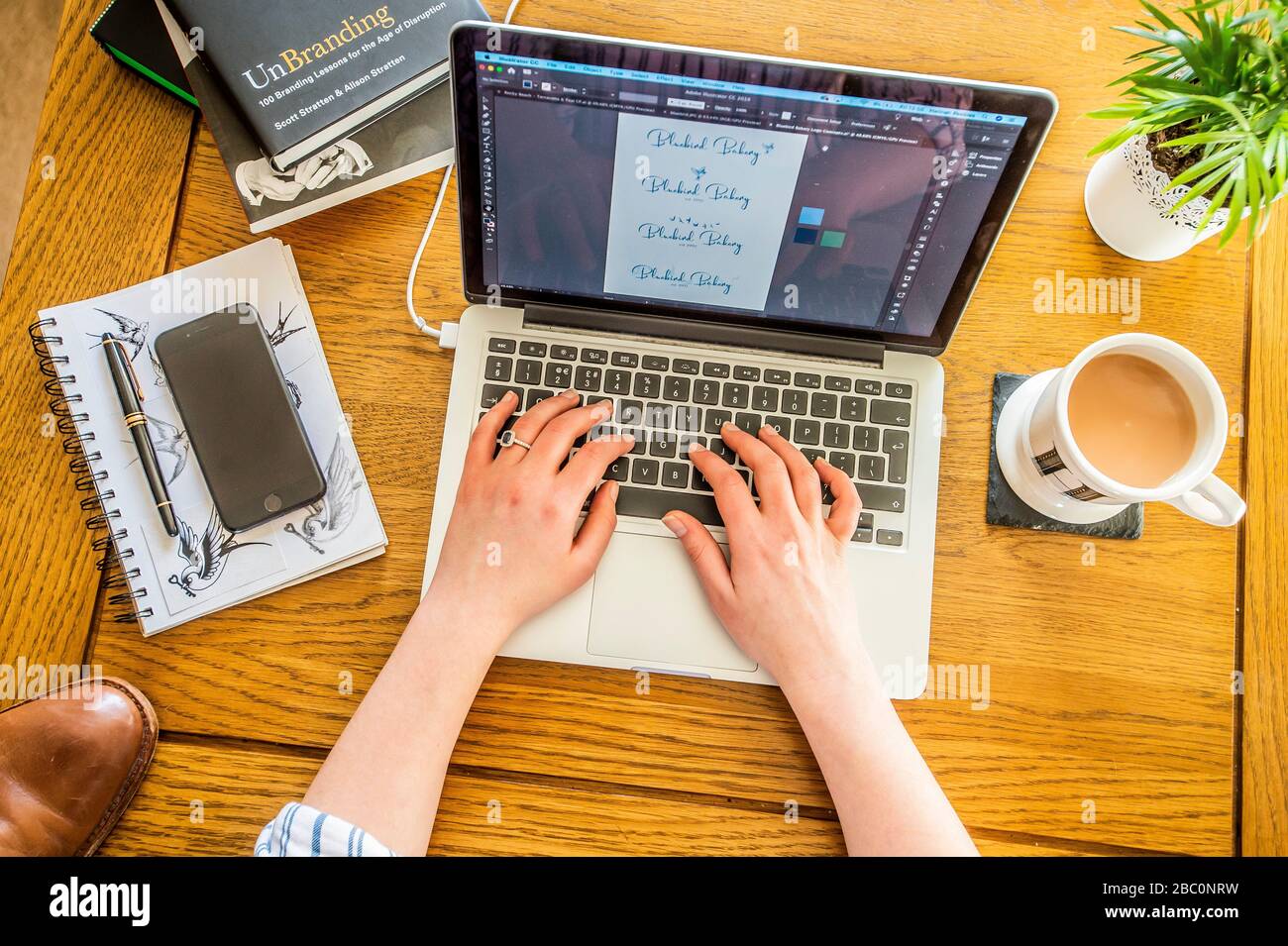 Lavorando da casa Pics Alan Peebles Foto Stock