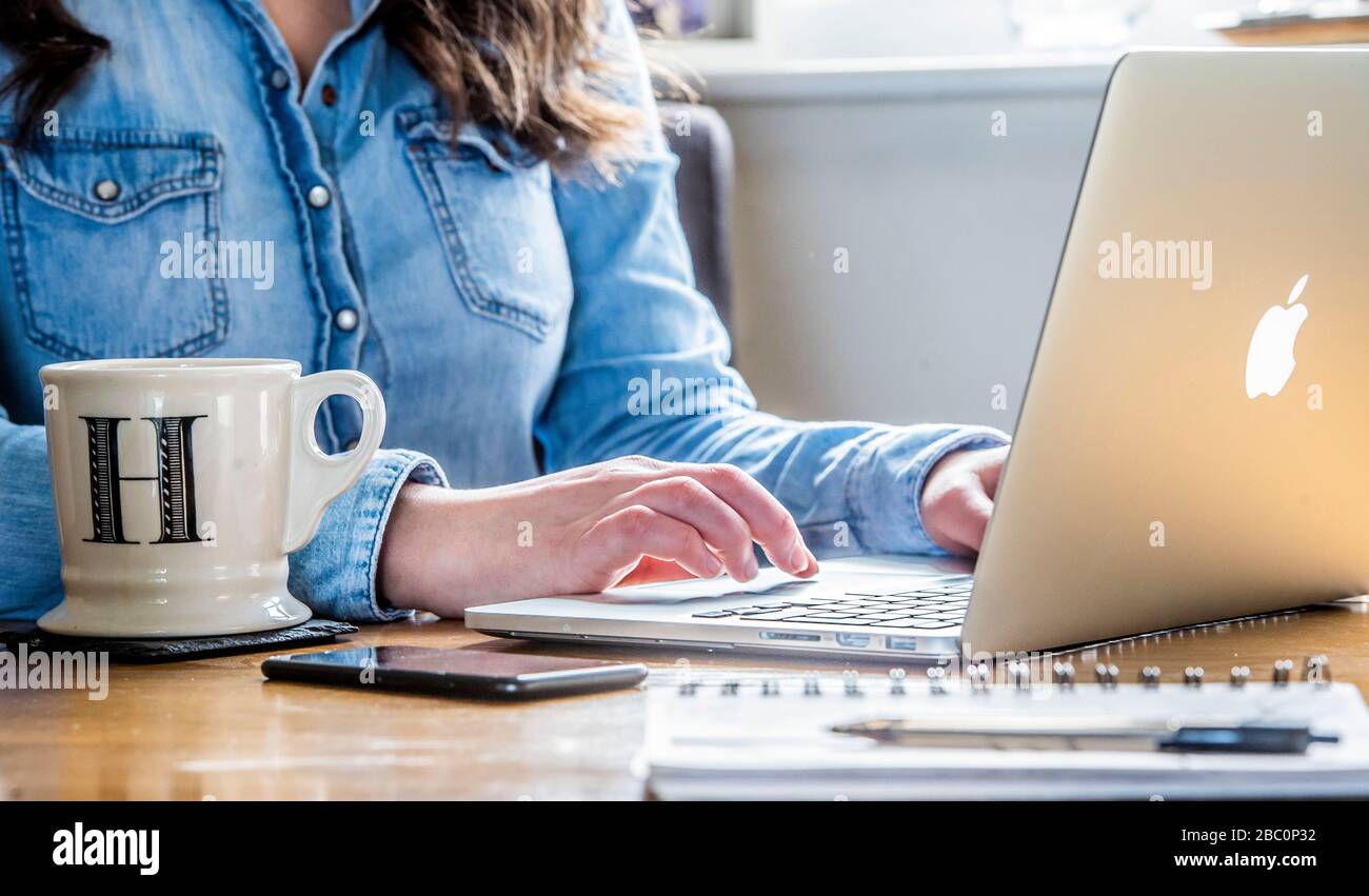 Lavorando da casa Pics Alan Peebles Foto Stock