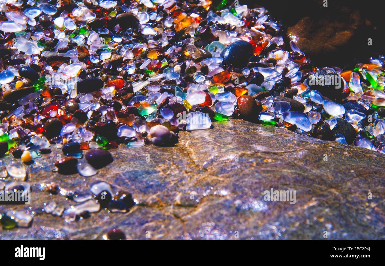 Bicchiere di mare su Glass Beach Foto Stock