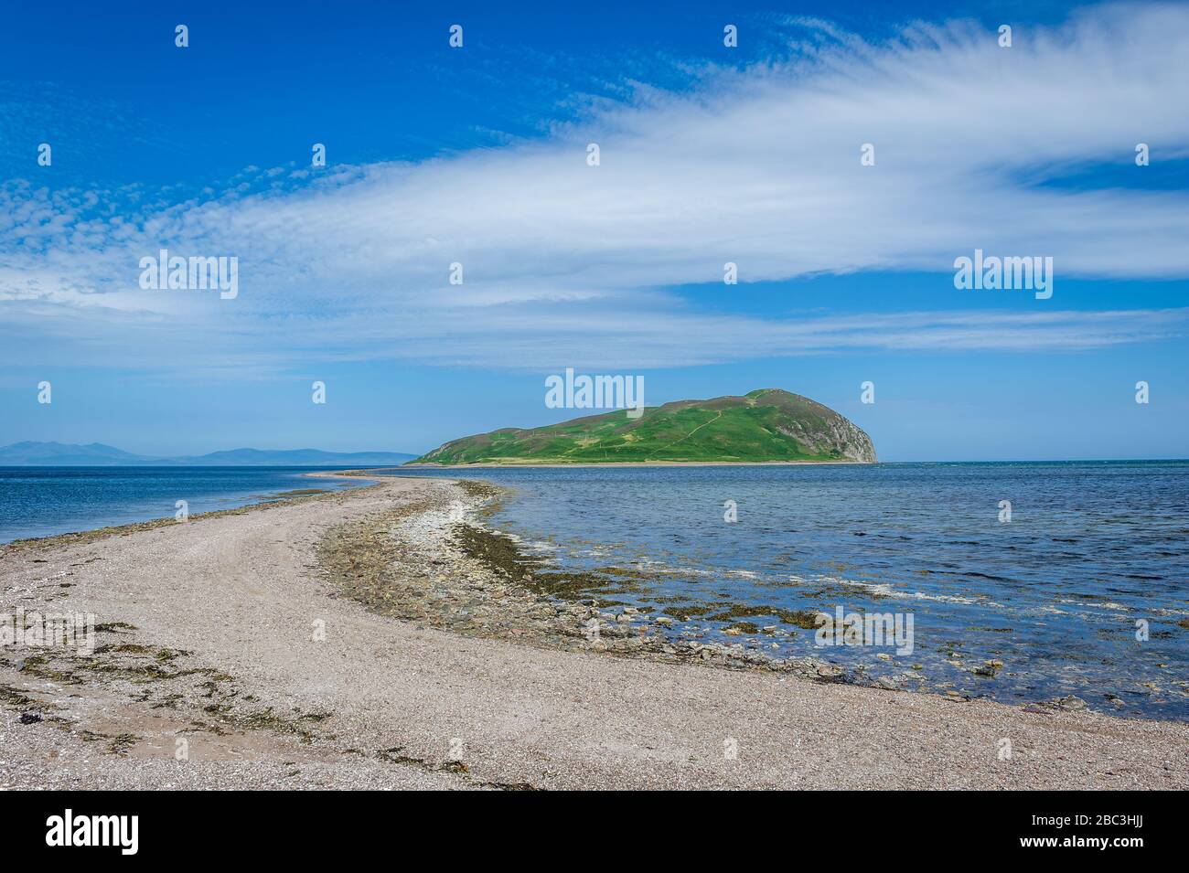 Modo per l'isola di Davaar, che è disponibile solo con la bassa marea. Campbeltown, Scozia Foto Stock
