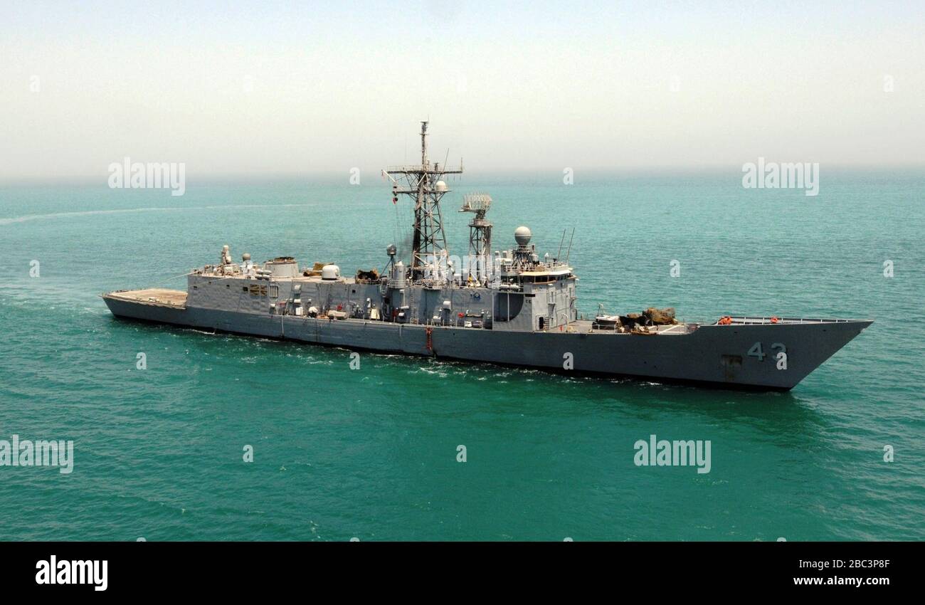 Fregata USS Thach con missile guidato (FFG 43). Foto Stock