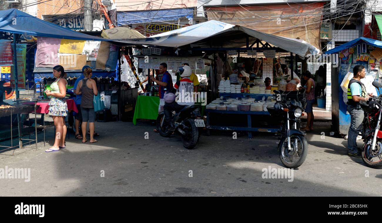 Le strette stradine di Rocinha Favela Rio de Janeiro, Brasile Foto Stock