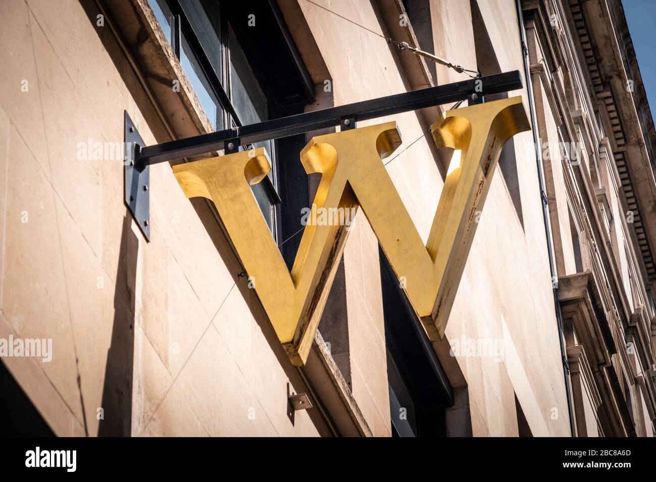 Waterstones, iconico marchio British High Street Bookshop - logo esterno / segnaletica - Londra Foto Stock