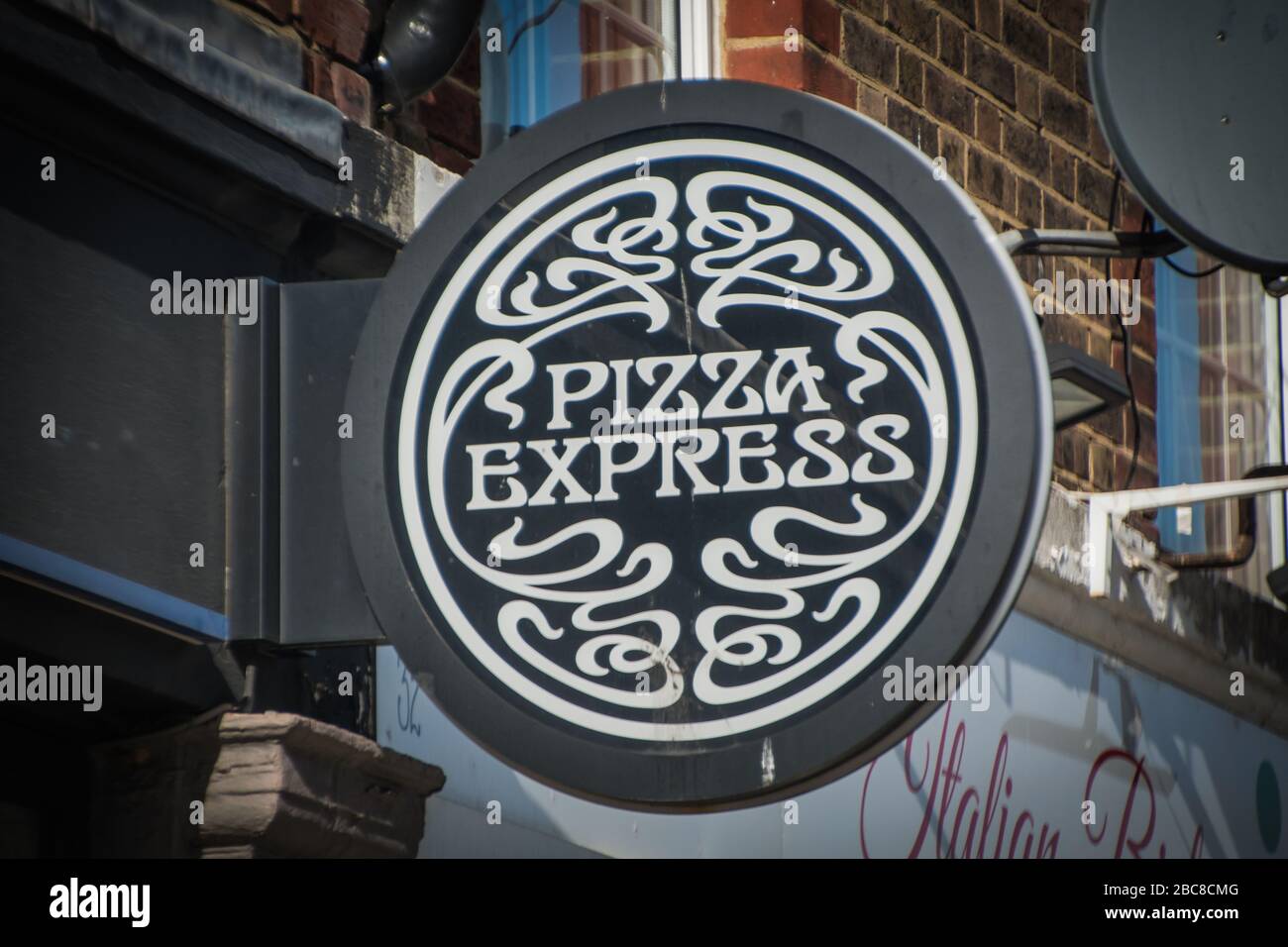 Pizza Express filiale, logo esterno / segnaletica - Londra Foto Stock