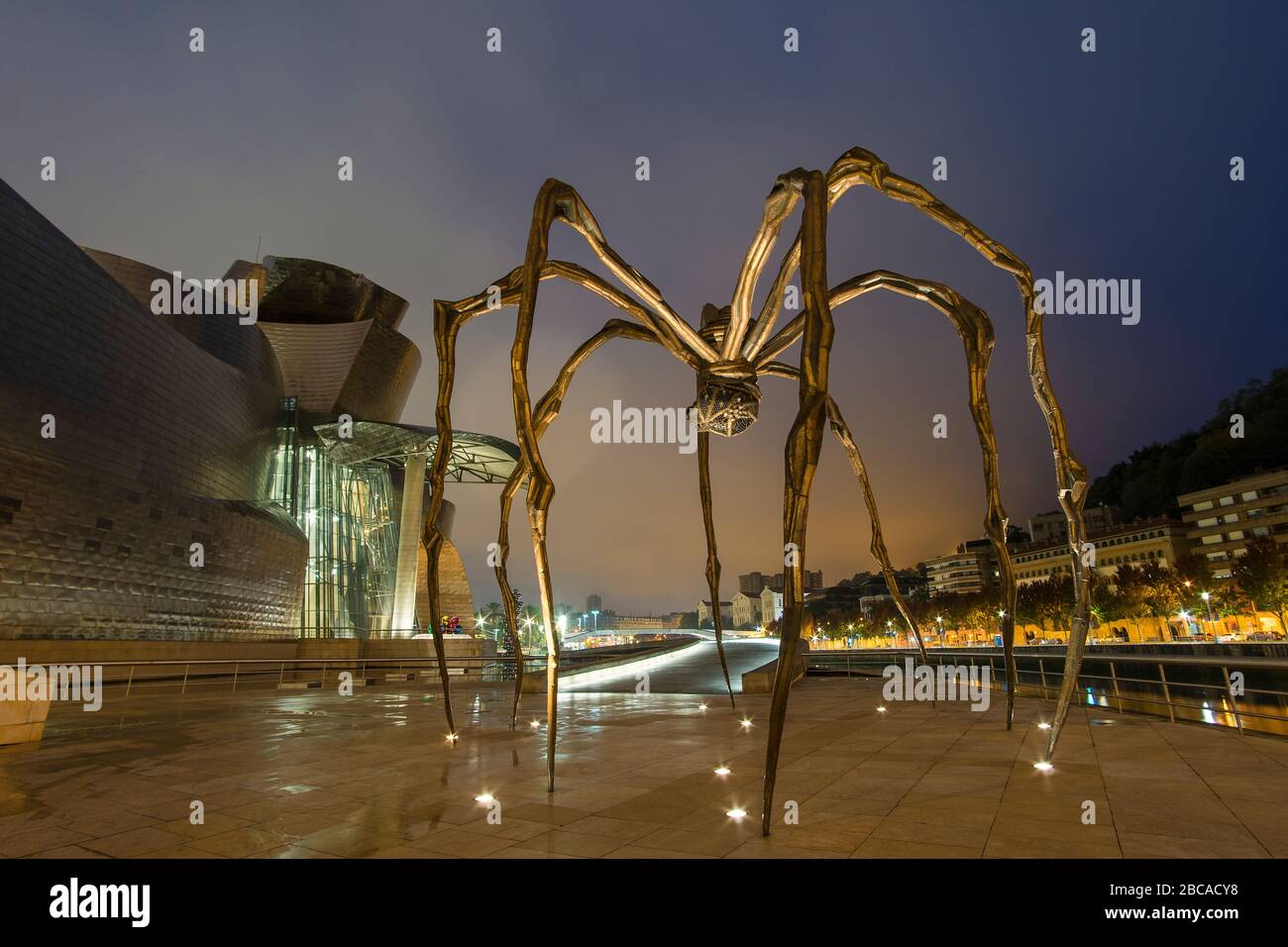 Spagna, Bilbao, Museo Guggenheim, scultura, ragno, maman Foto Stock