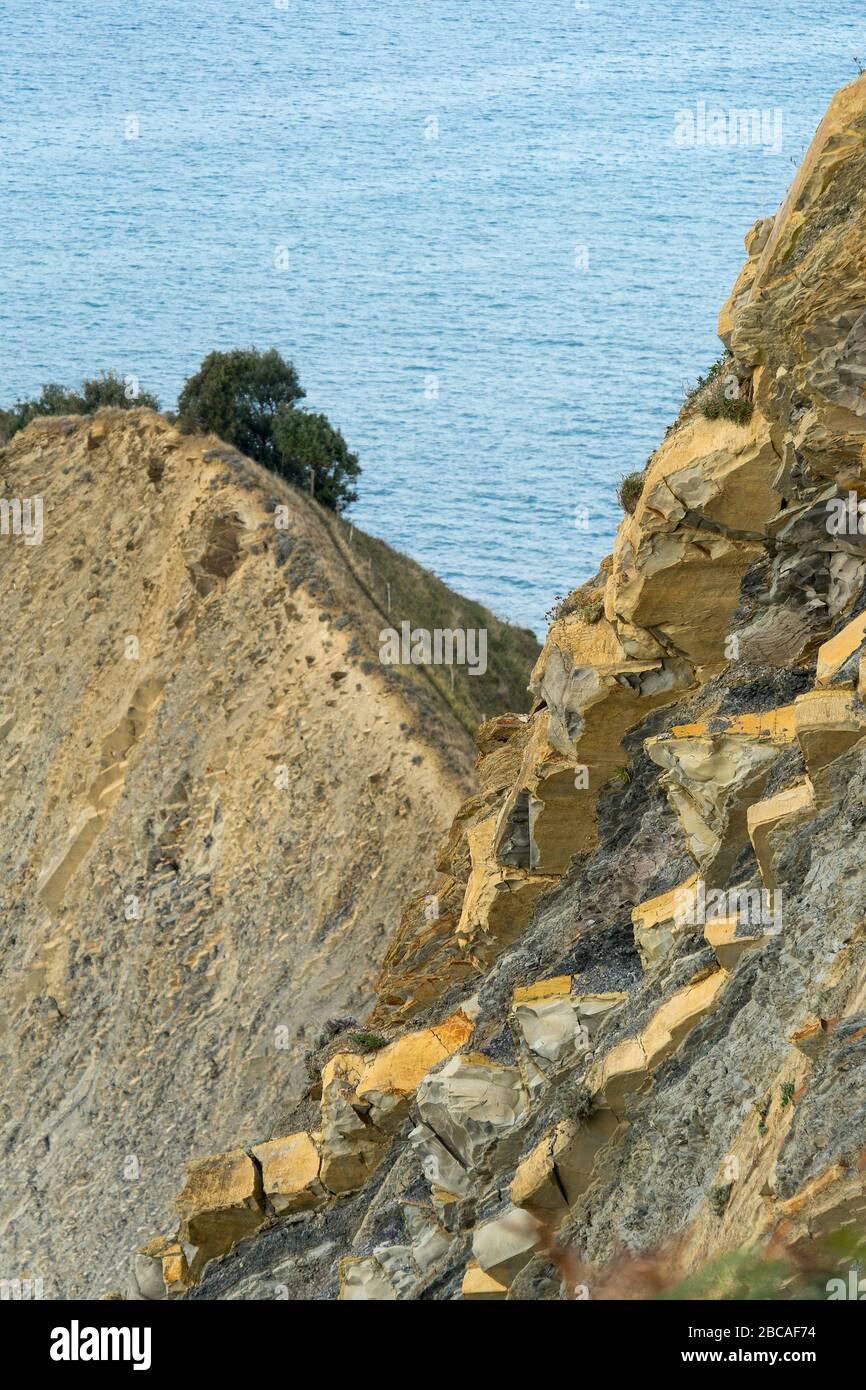 Spagna, costa nord, Paesi Baschi, percorso Flysch, Geopark UNESCO Foto Stock