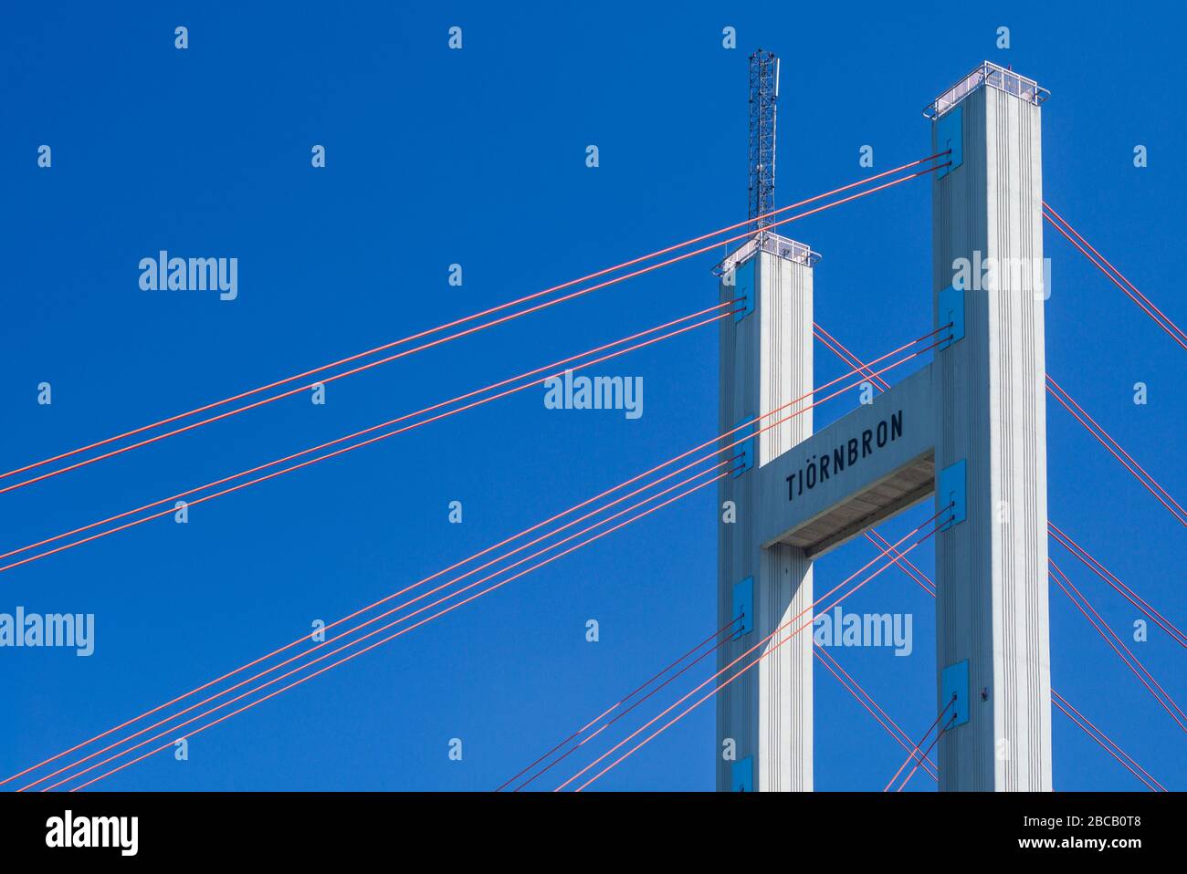 Svezia, Bohuslan, Isola di Tjorn, Stenungsund, Ponte di Tjornbron, collega la terraferma all'Isola di Tjorn Foto Stock