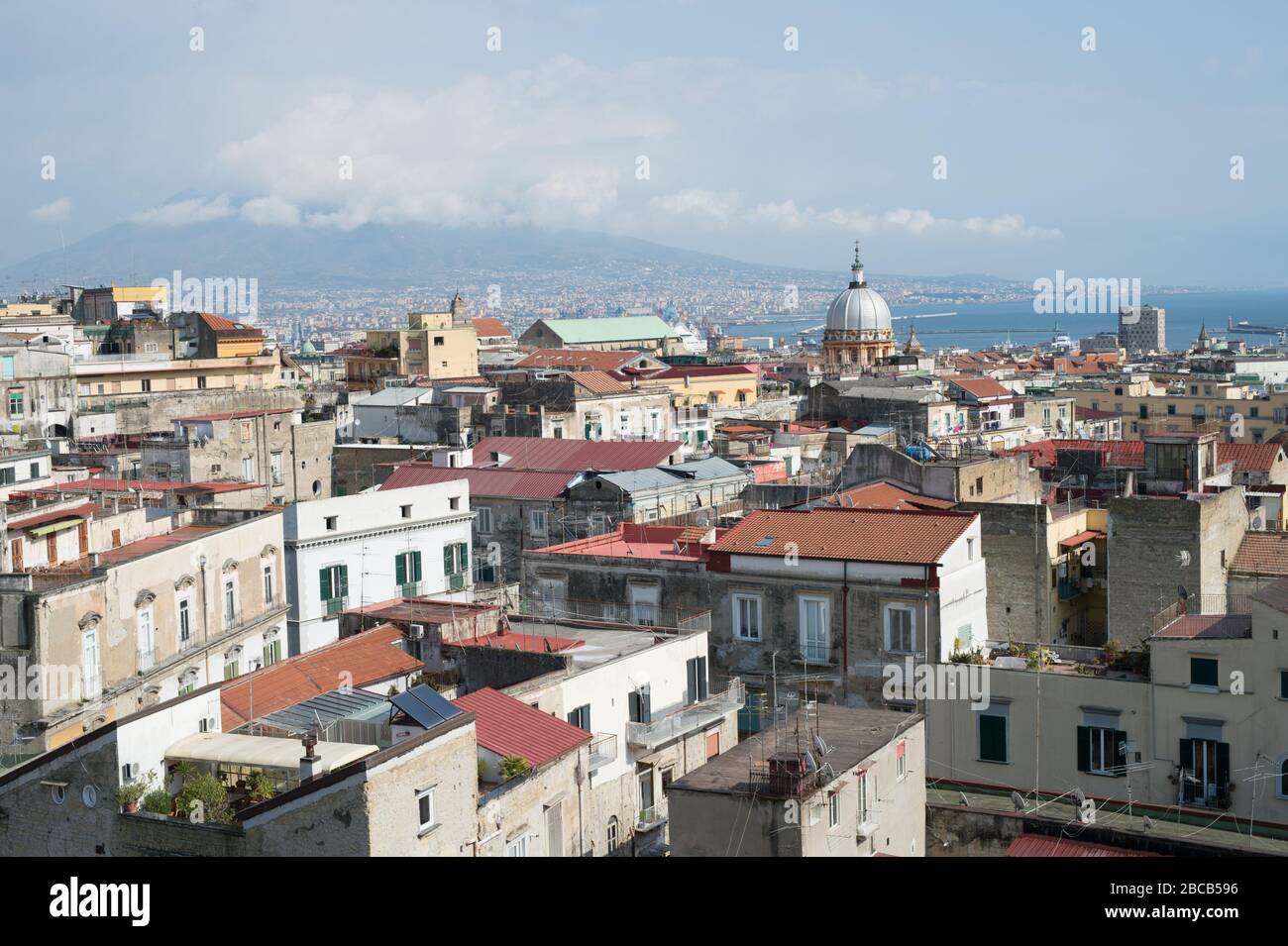 Vista di Napoli abbandonata in epoca cronavirus Foto Stock