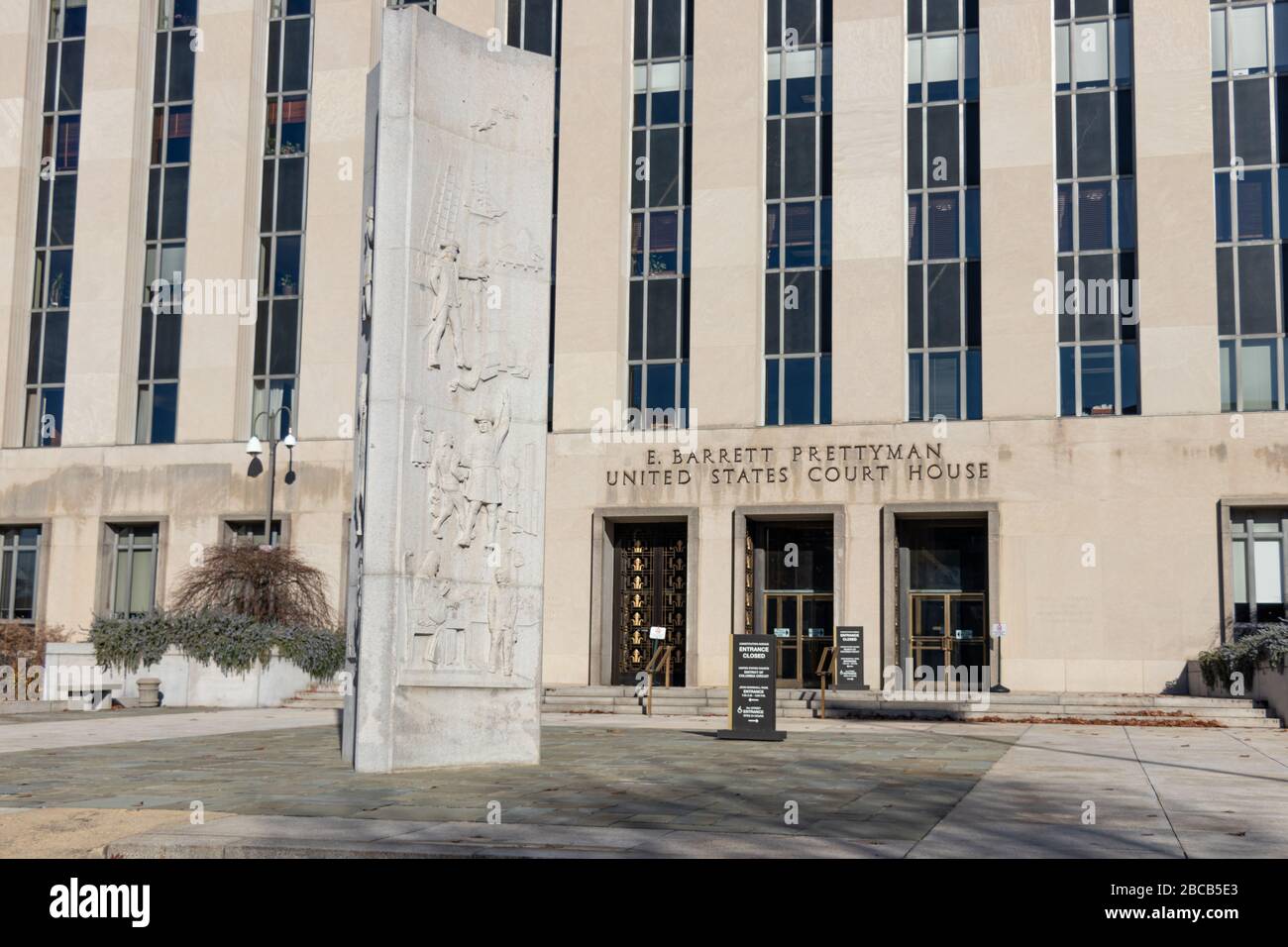 Ingresso frontale al tribunale federale degli Stati Uniti E. Barrett Prettyman a Washington, D.C. Foto Stock