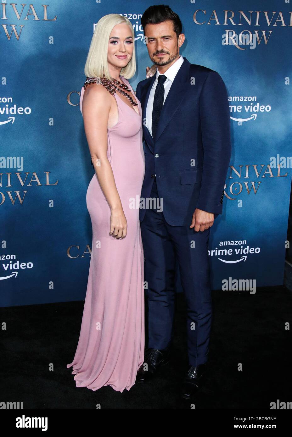 FILE) Katy Perry annuncia che si aspetta una bambina con Orlando Bloom.  Katy Perry ha annunciato venerdì che lei e Orlando Bloom accoglieranno una  bambina questa estate su Instagram. HOLLYWOOD, LOS ANGELES,